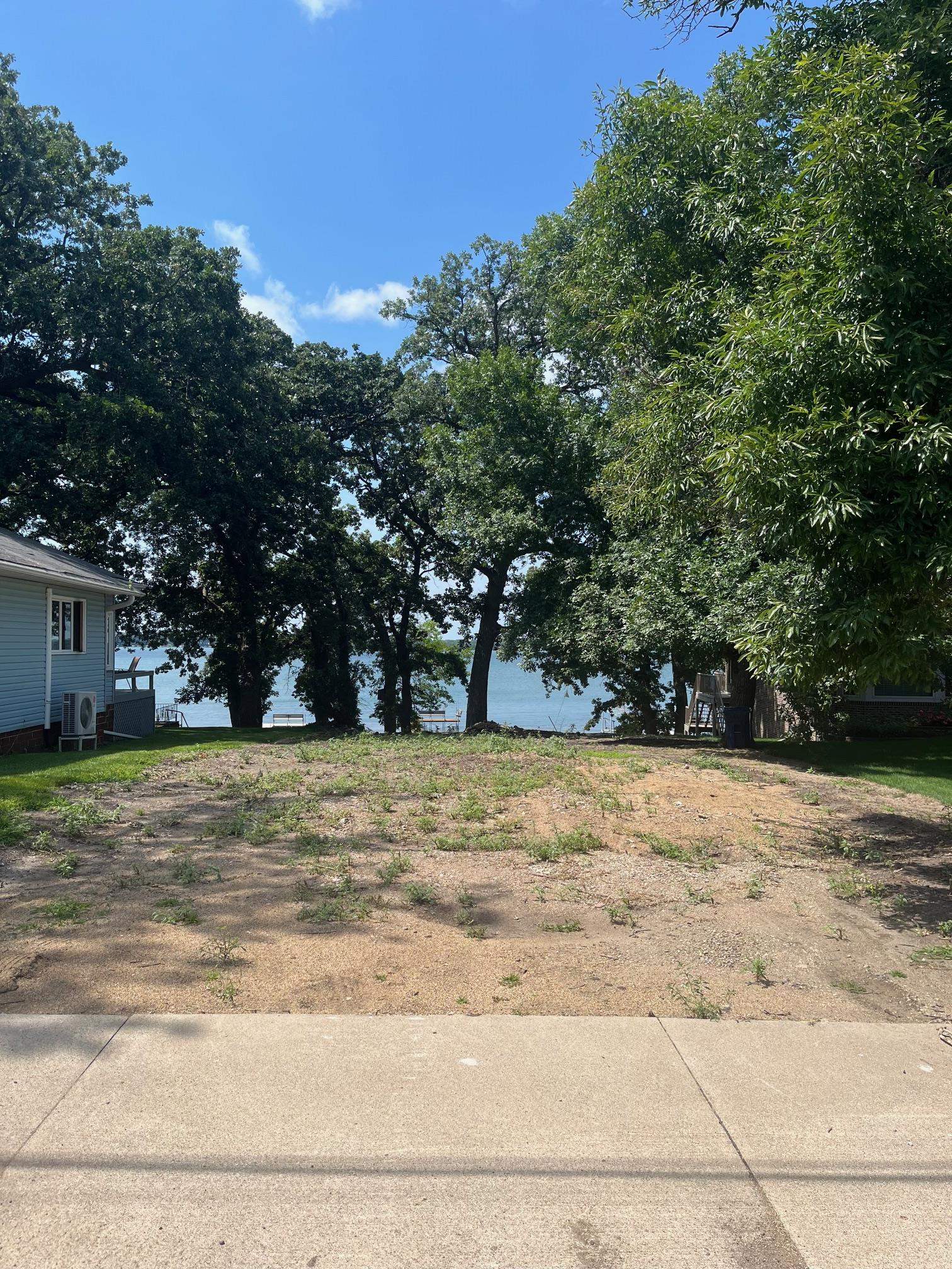 13525 253rd Avenue, Orleans, IA 51360 