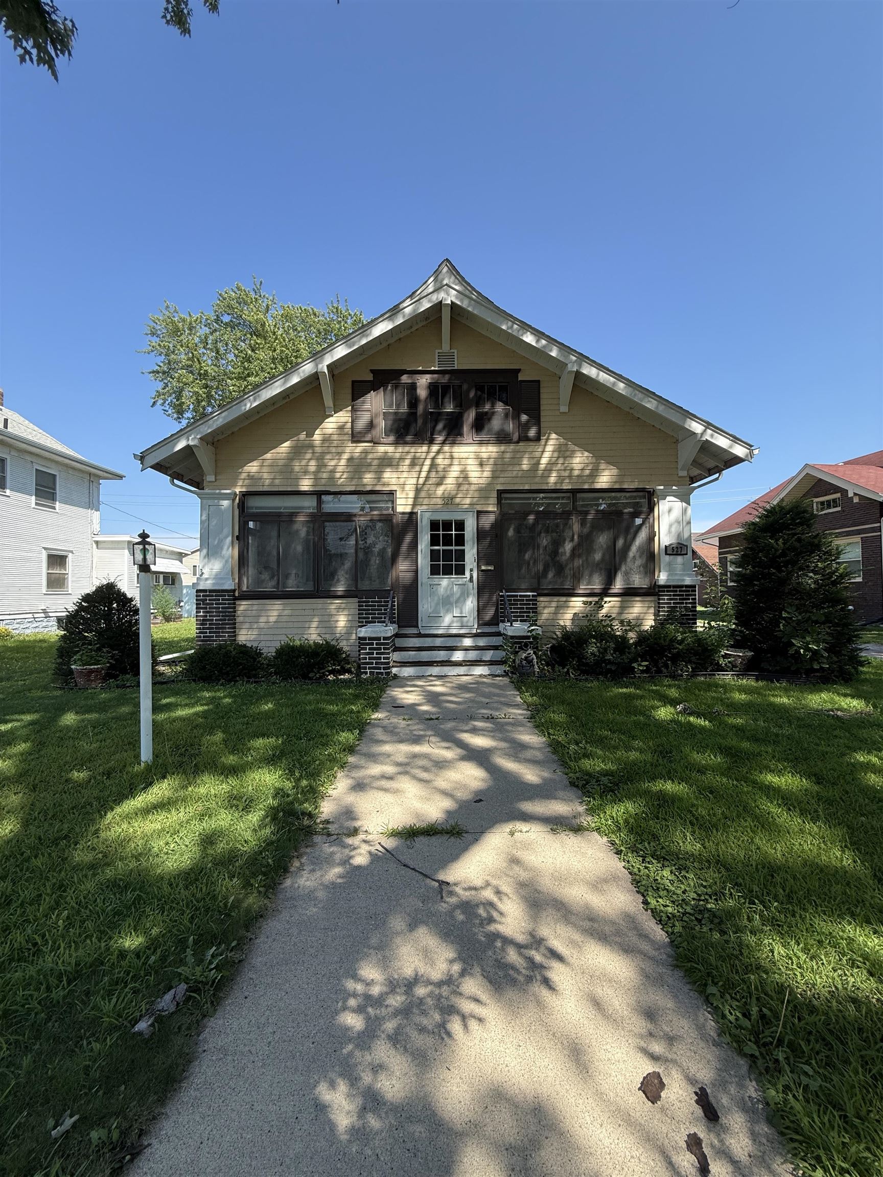 527 College Avenue, Storm Lake, IA 50588 