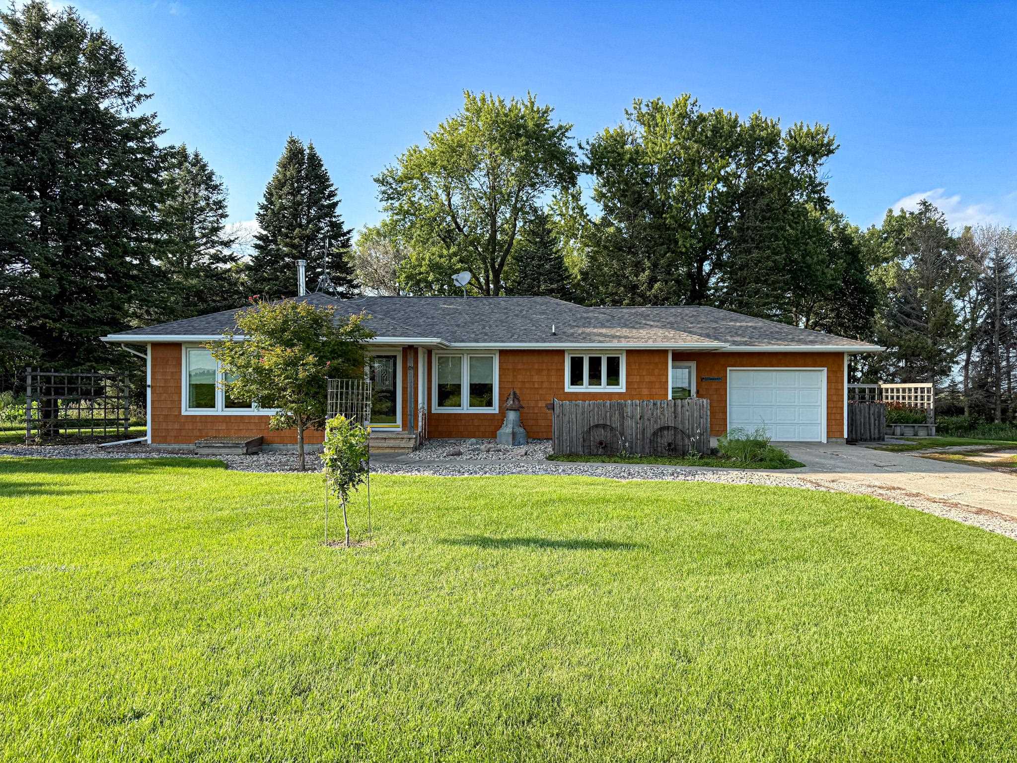 2330 390Th Street, Spencer, IA 51301 