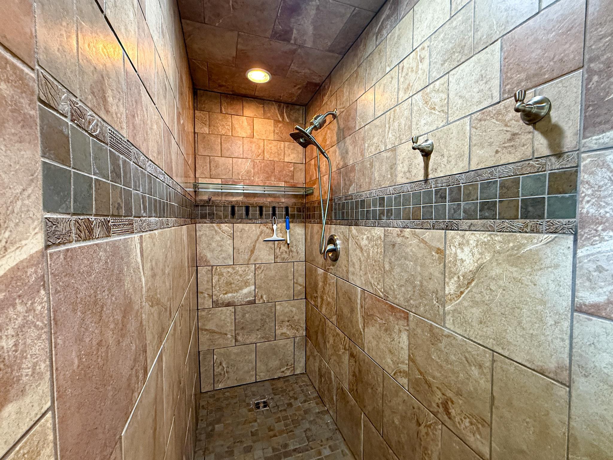 MLS #251021