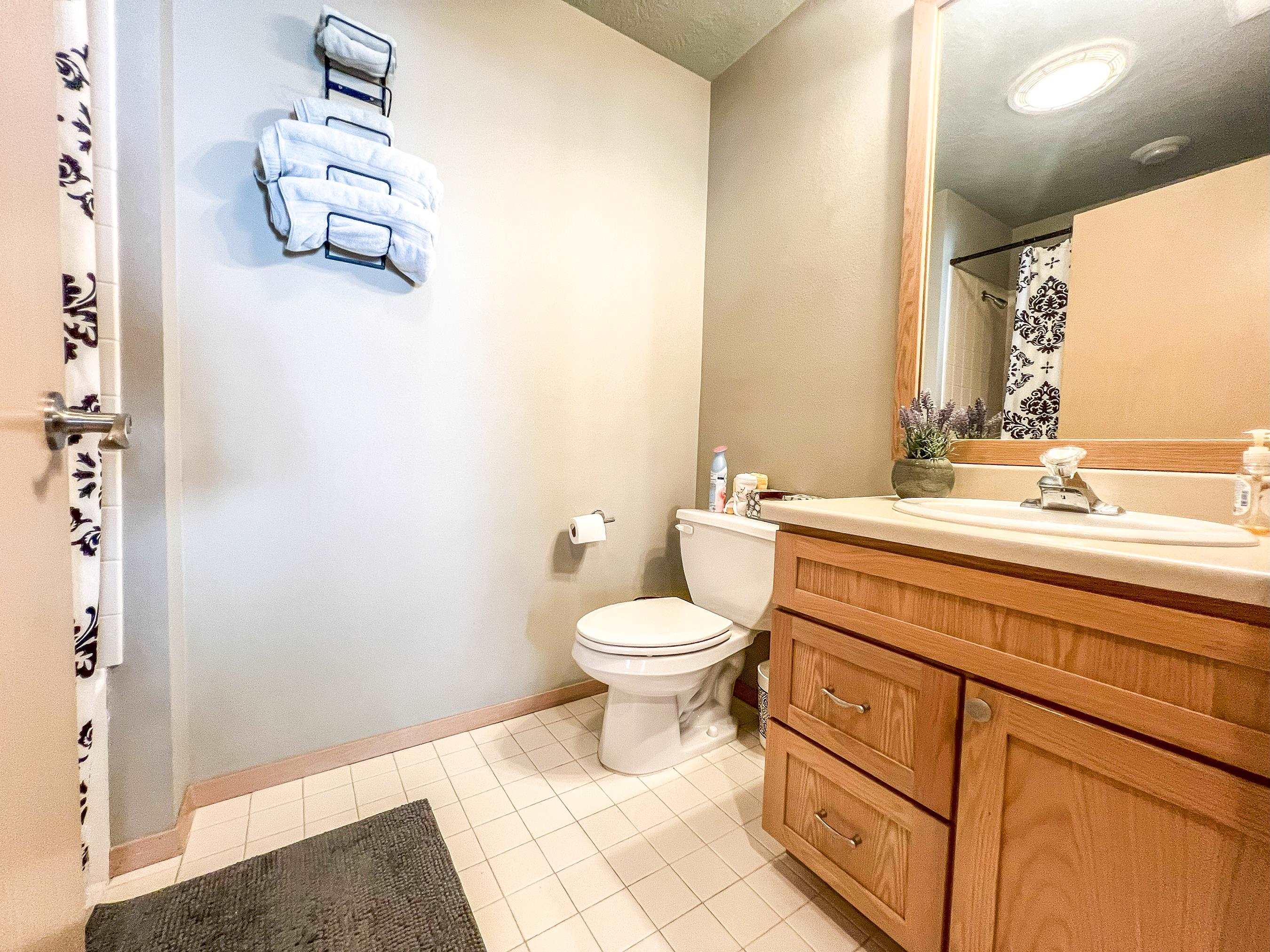 MLS #251028