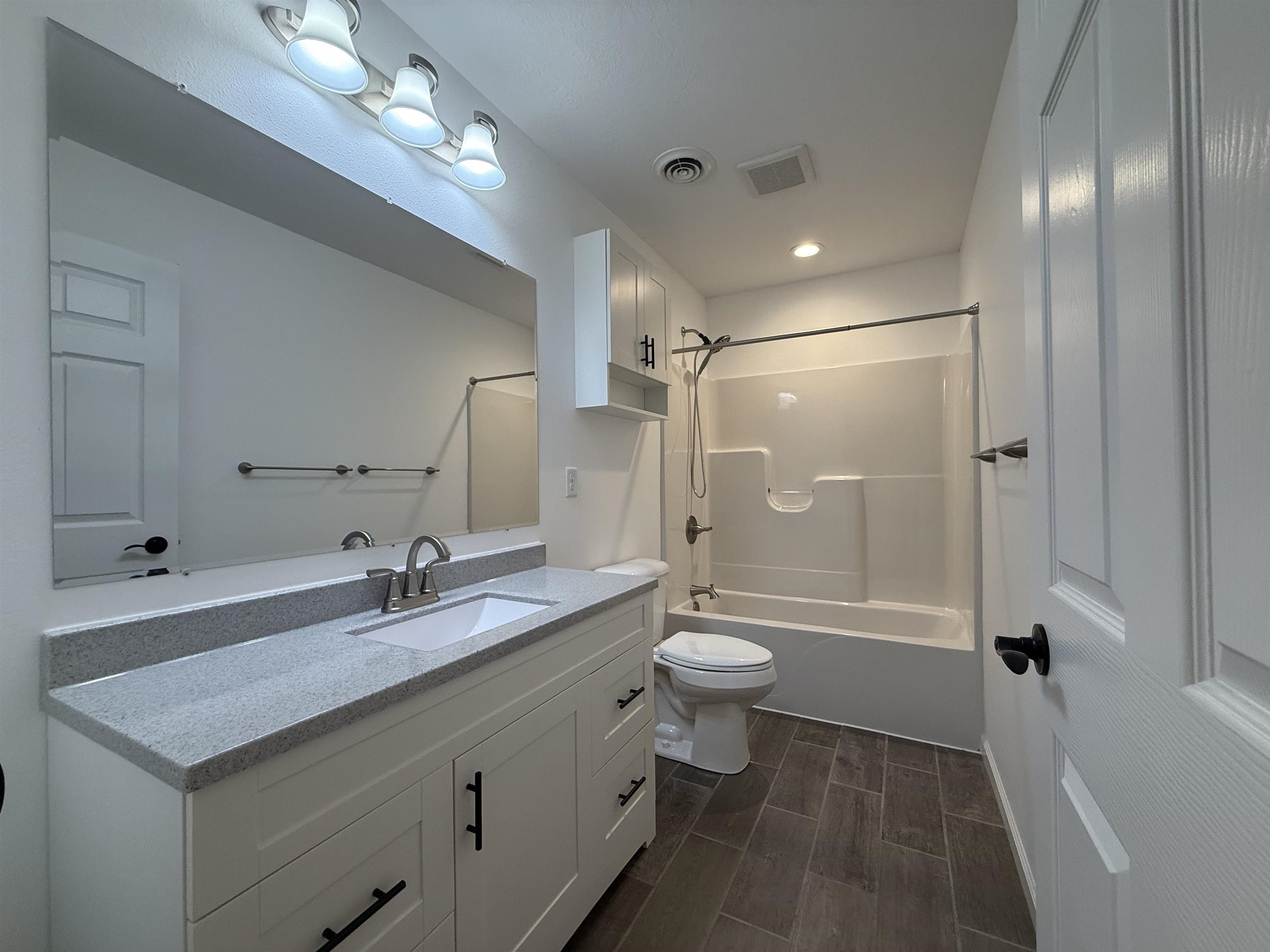 MLS #251035