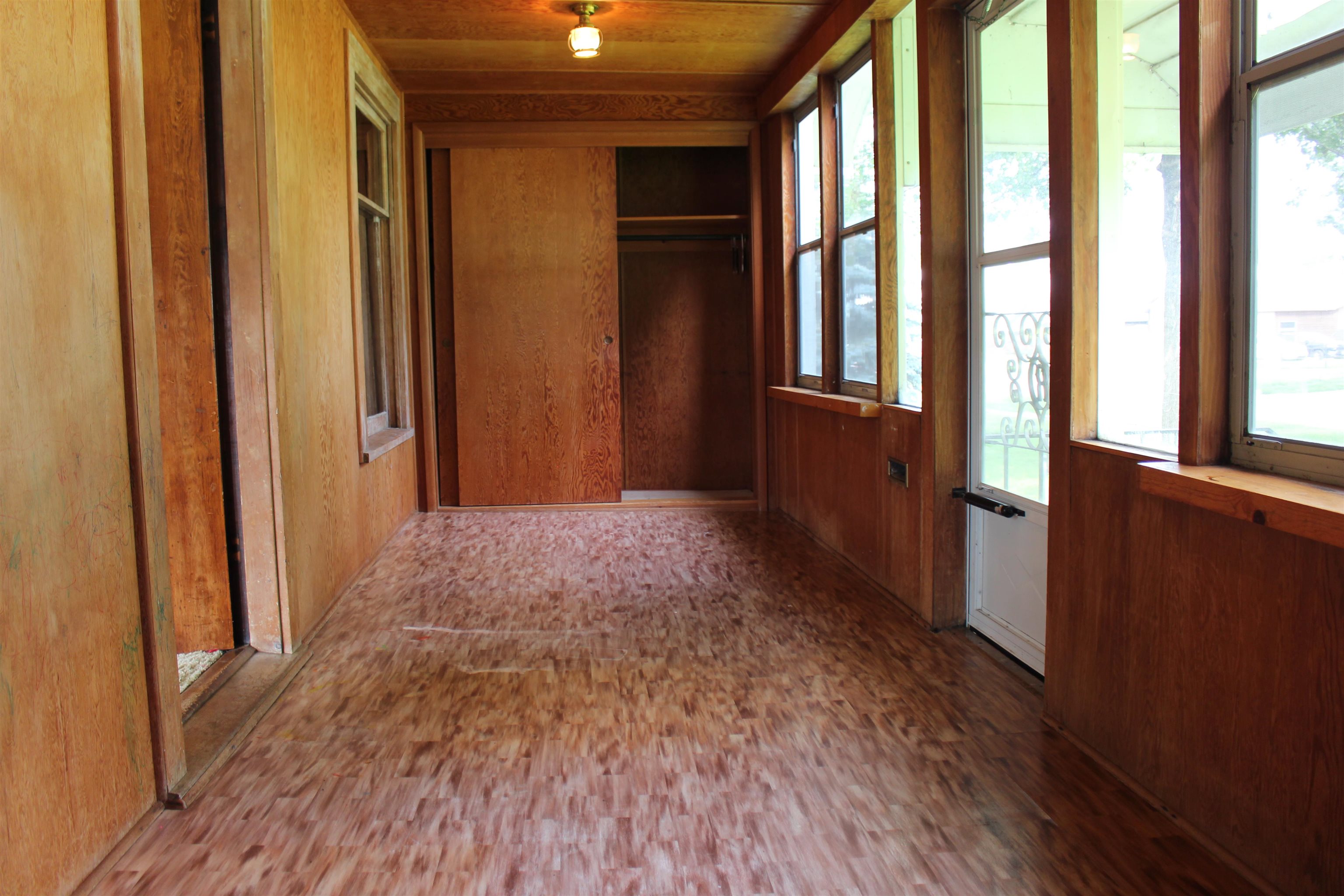 MLS #251037