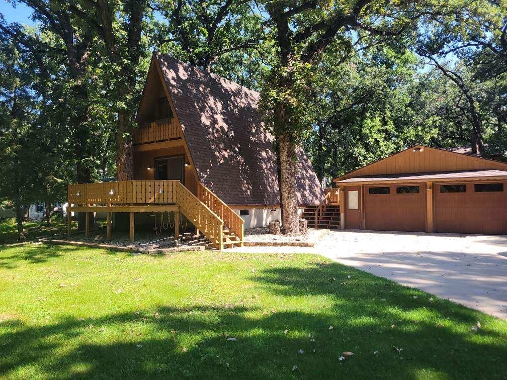 2202 Iowa Avenue, Wahpeton, IA 51351 