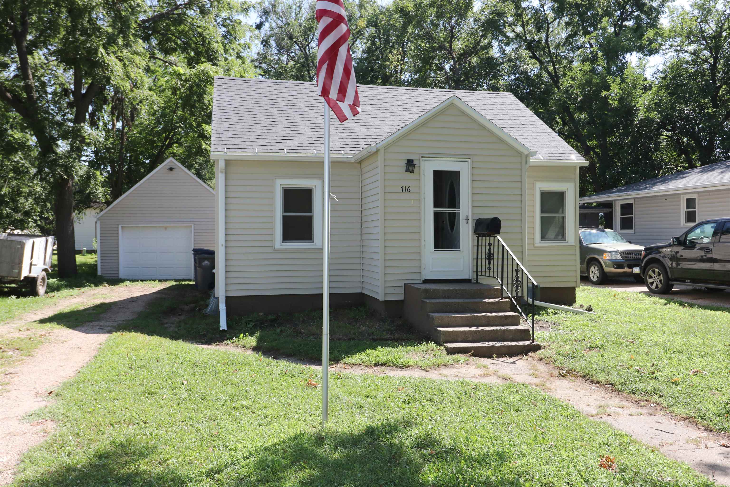 716 8th Street, Spencer, IA 51301 