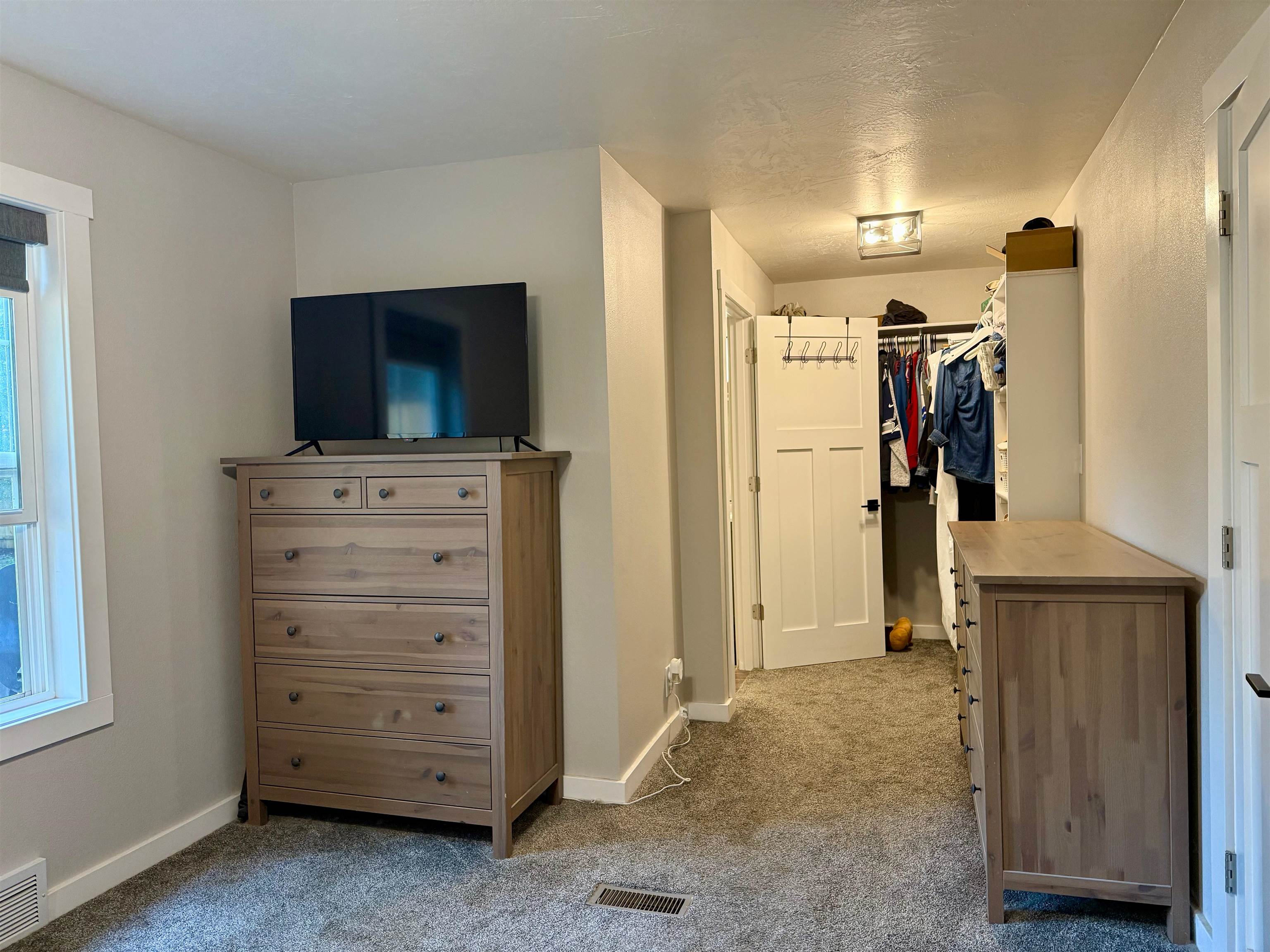 MLS #251070