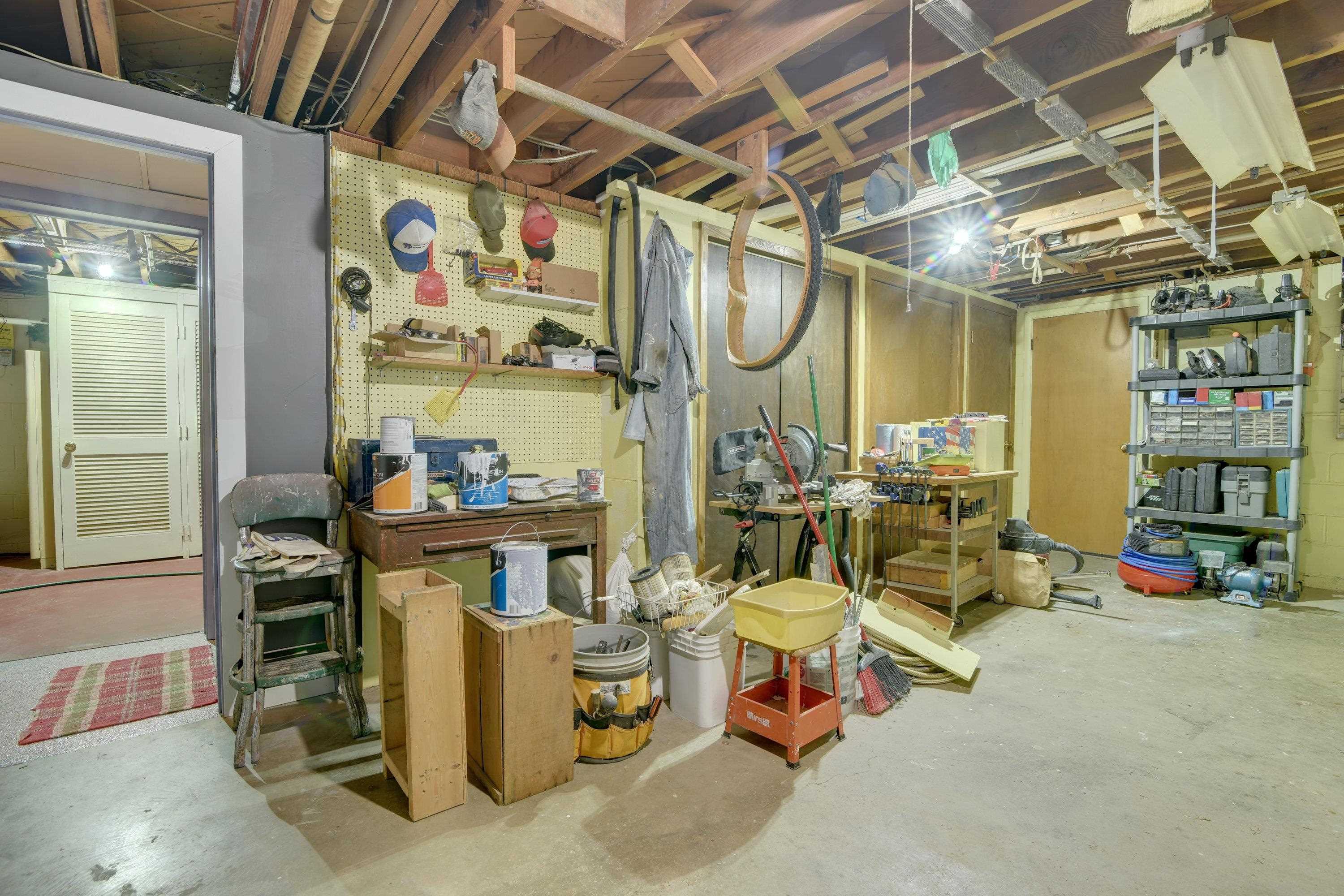 MLS #251077