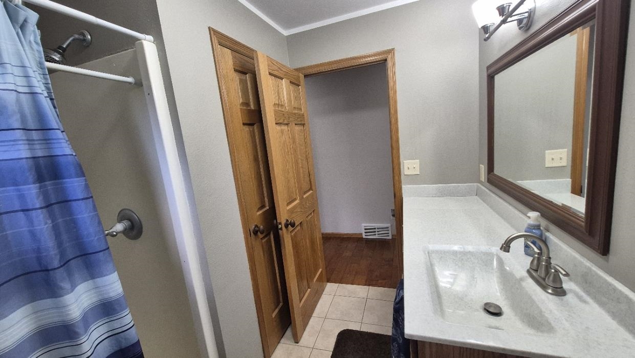 MLS #251079