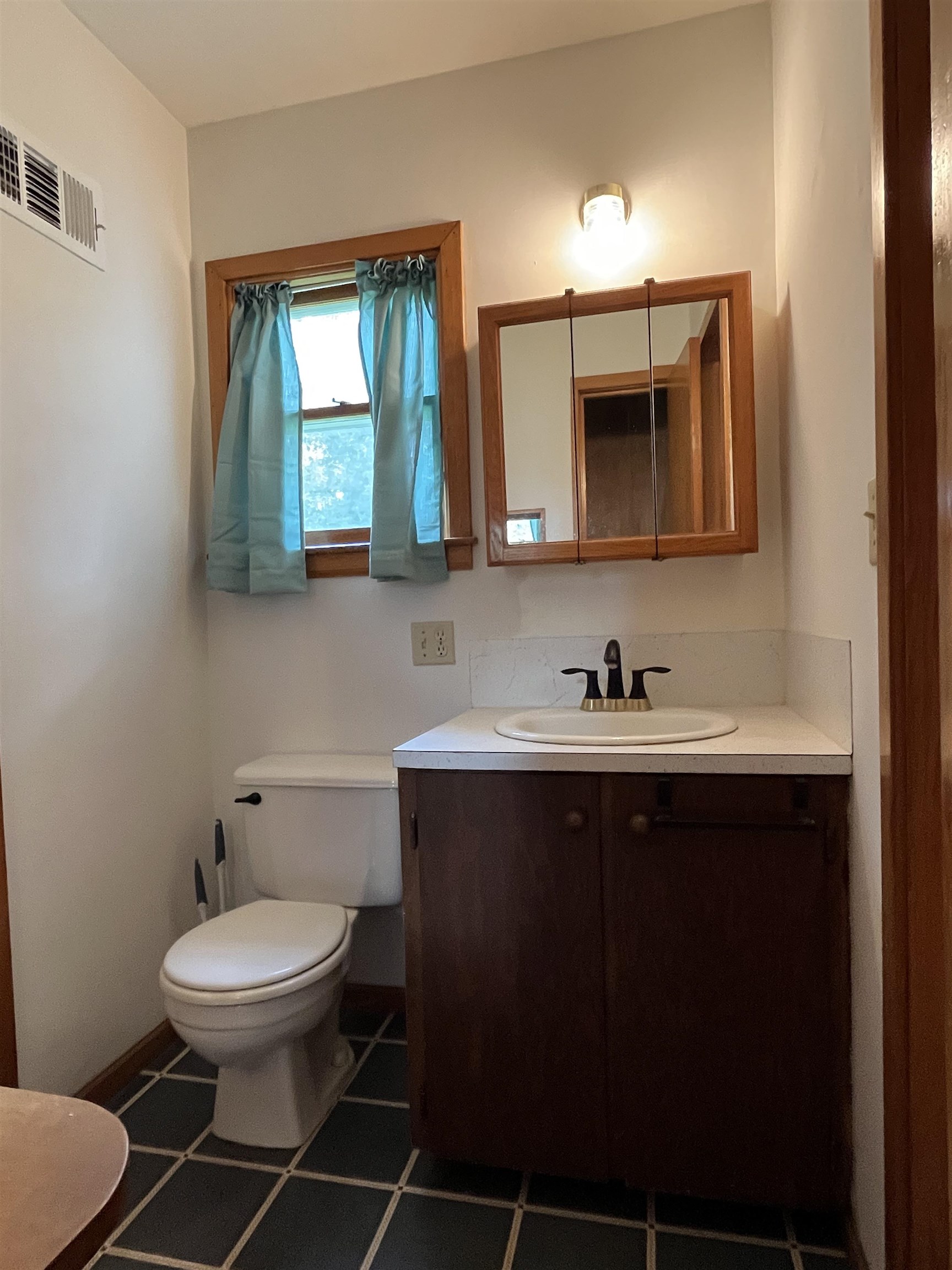 MLS #251082