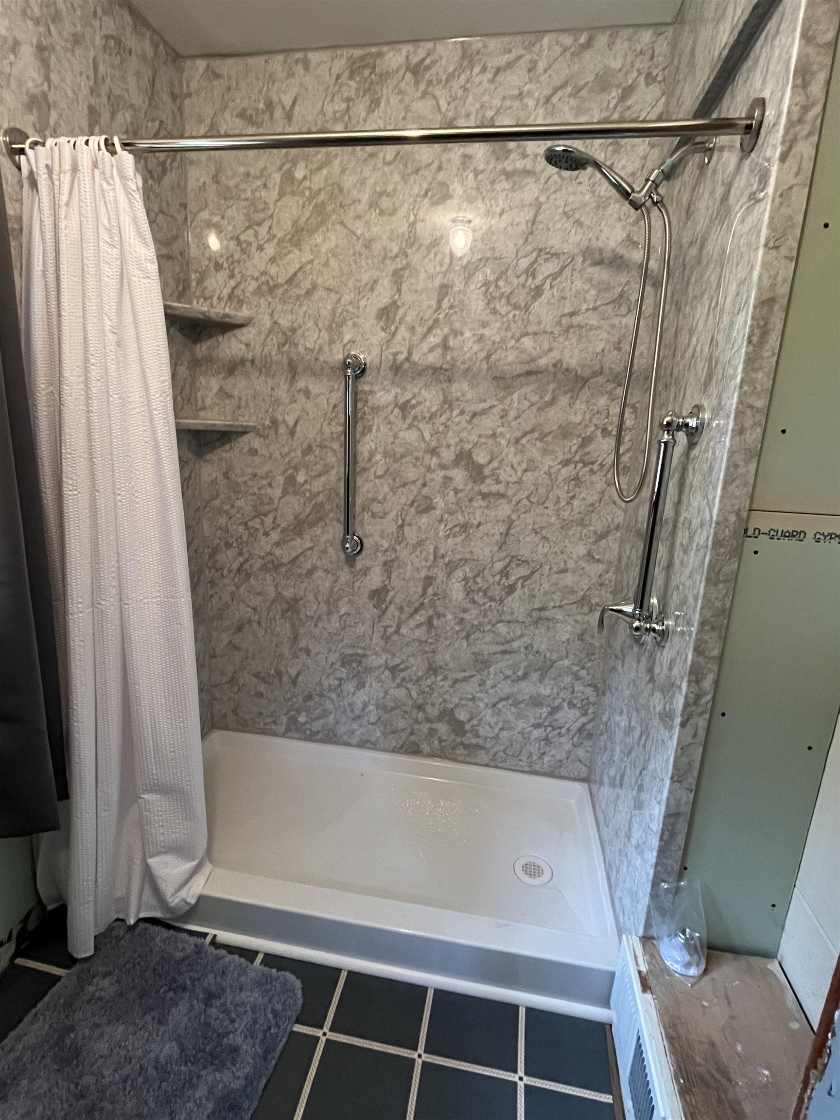 MLS #251082
