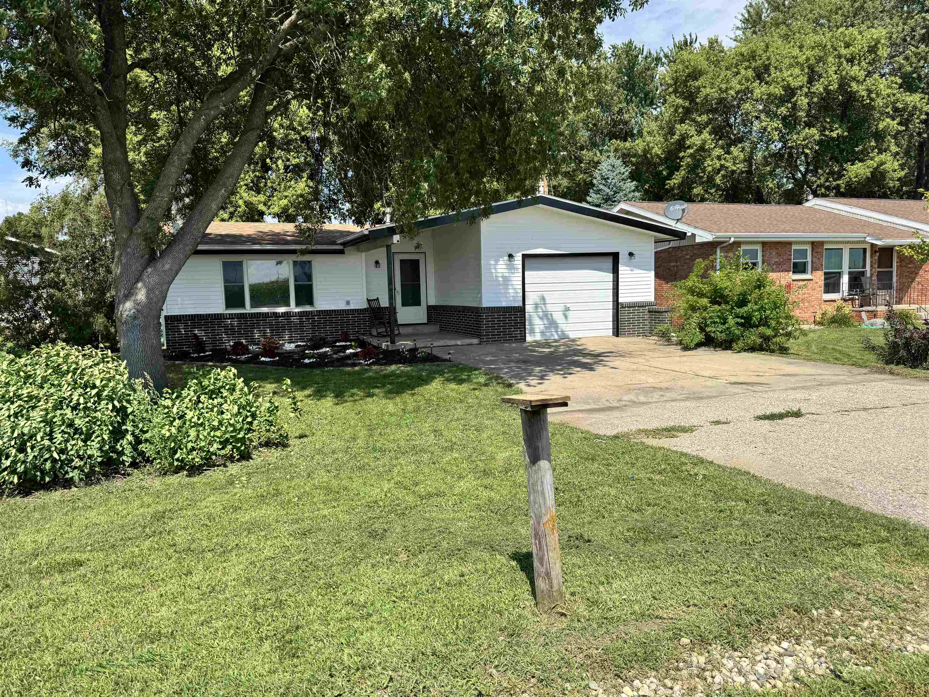 401 Saint Marys Street, Everly, IA 51338 