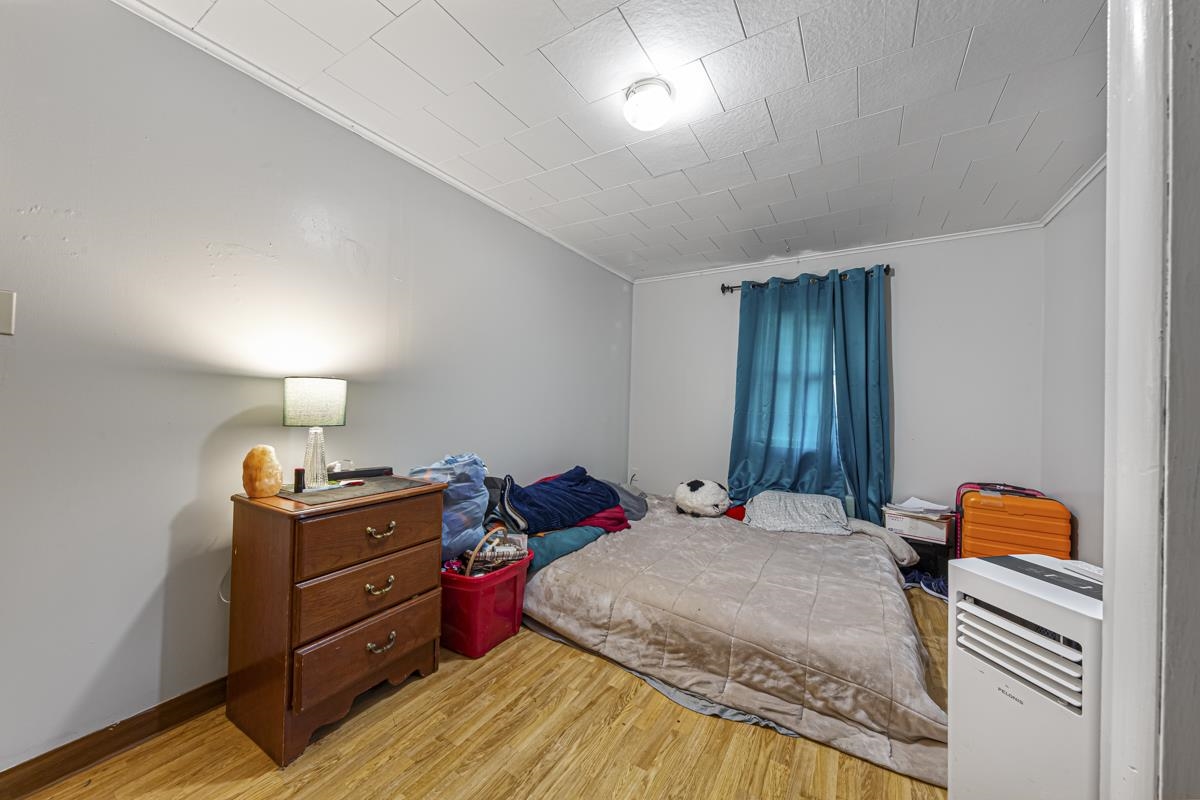 MLS #251085