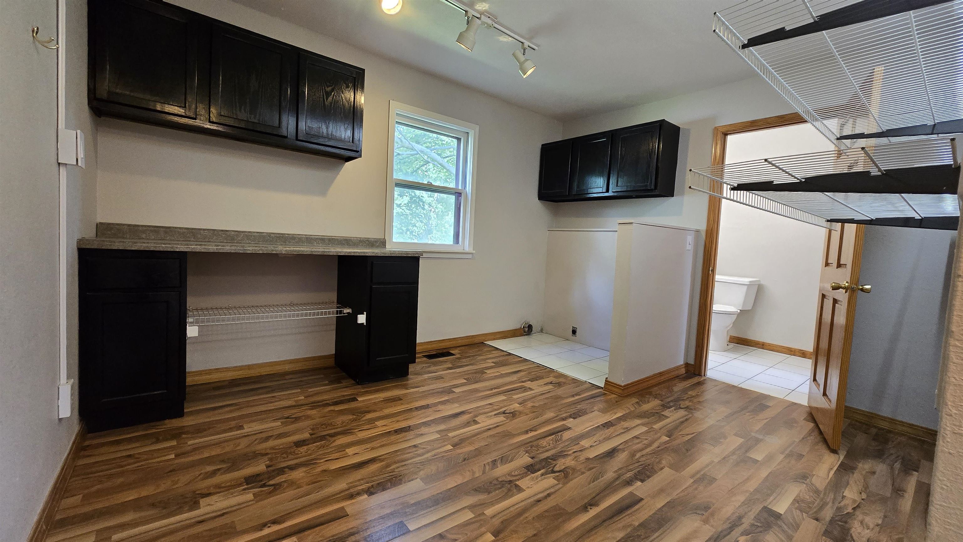 MLS #251088