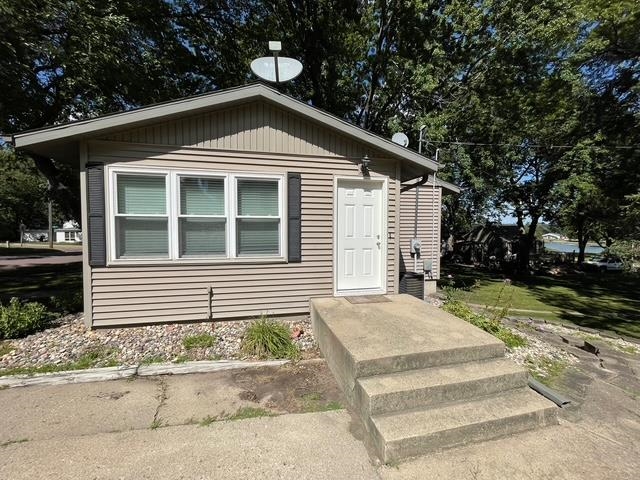 MLS #251106
