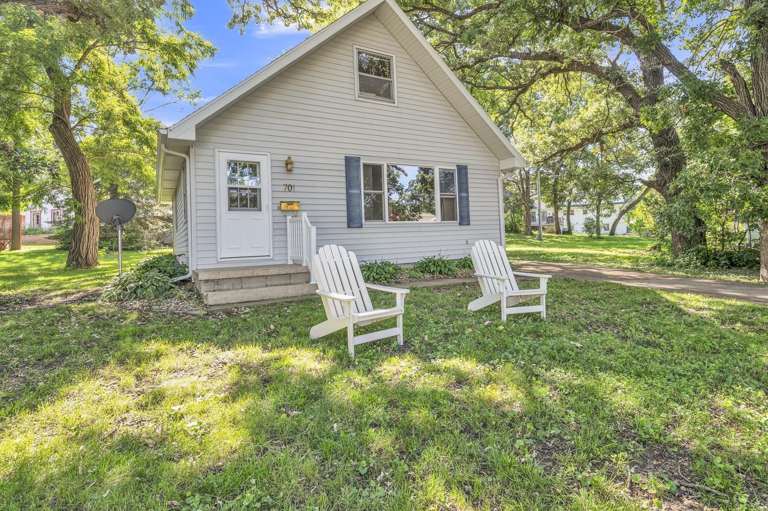 701 7th Street, Spirit Lake, IA 51360 