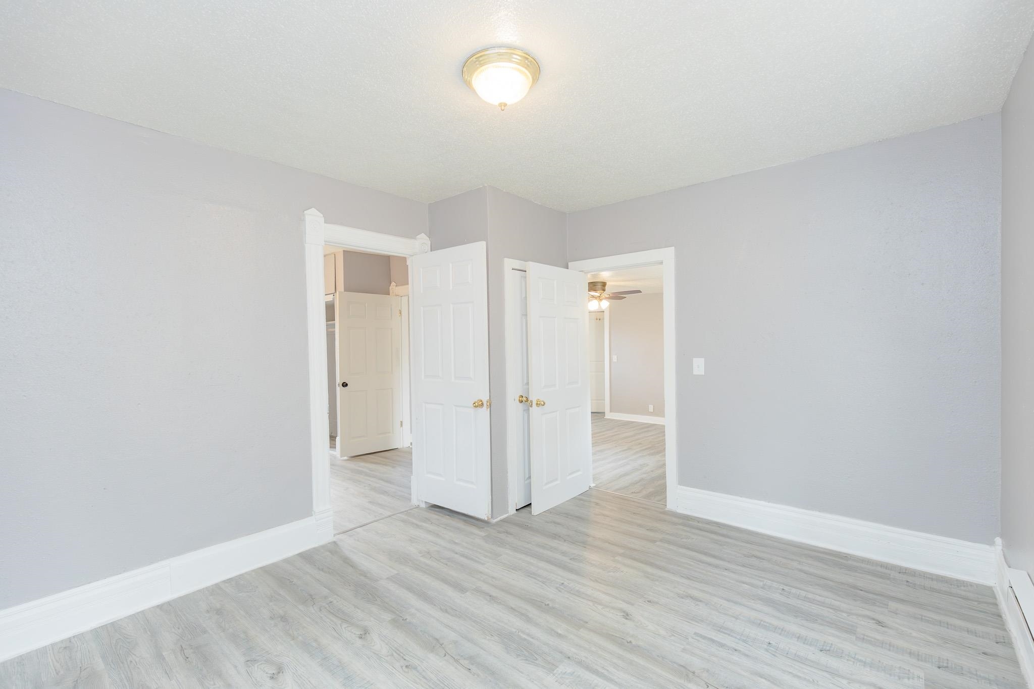 MLS #251129