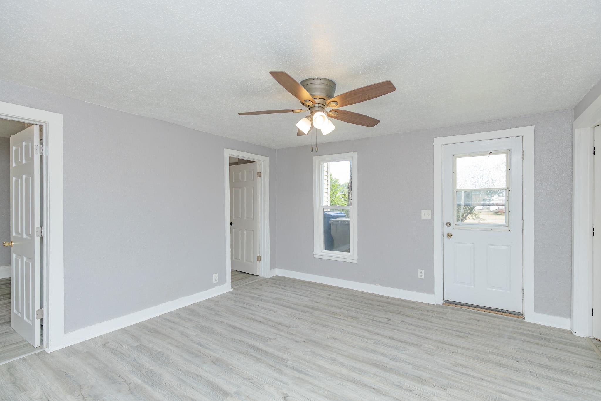 MLS #251129