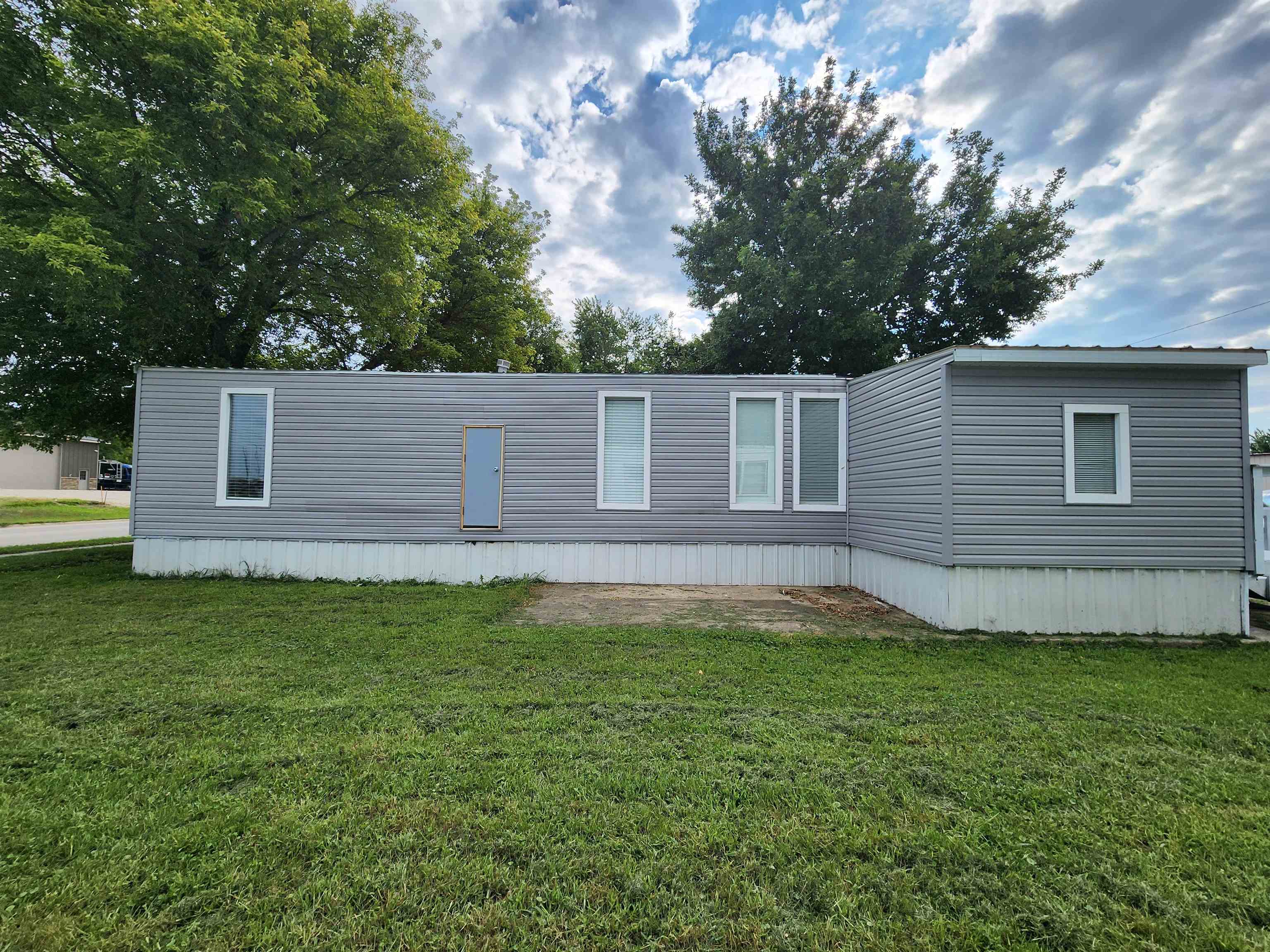 MLS #251130