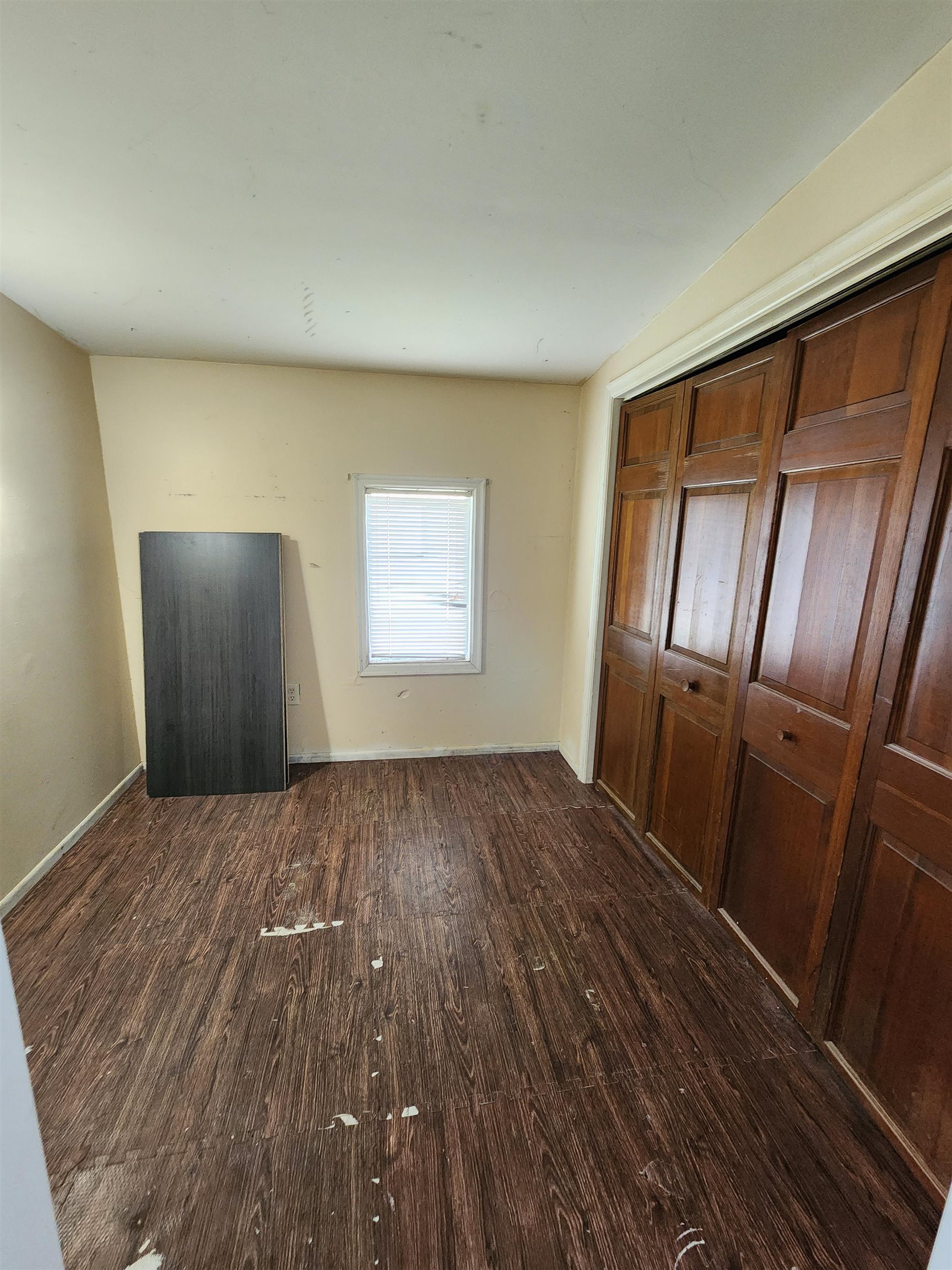 MLS #251130