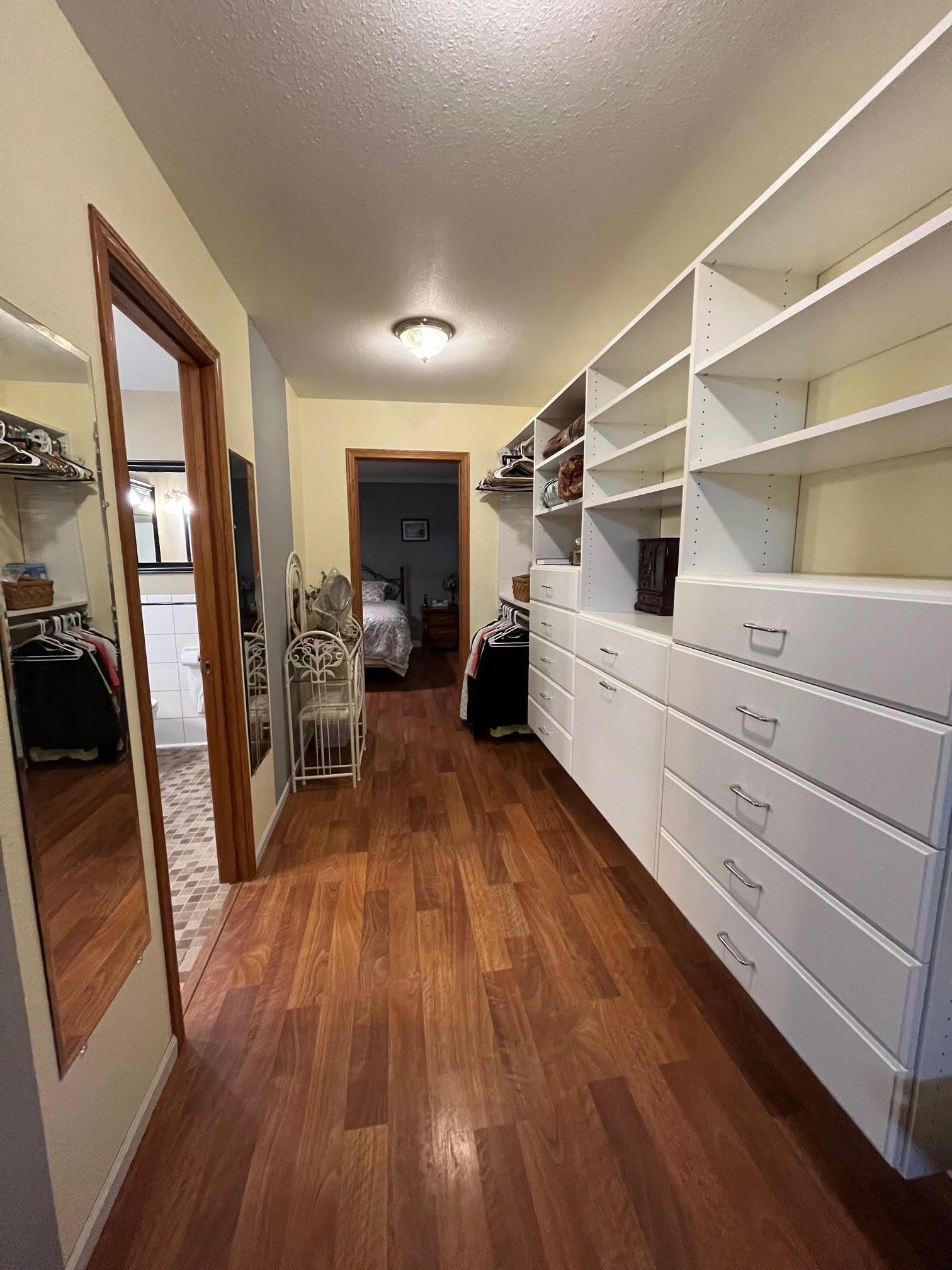 MLS #251131
