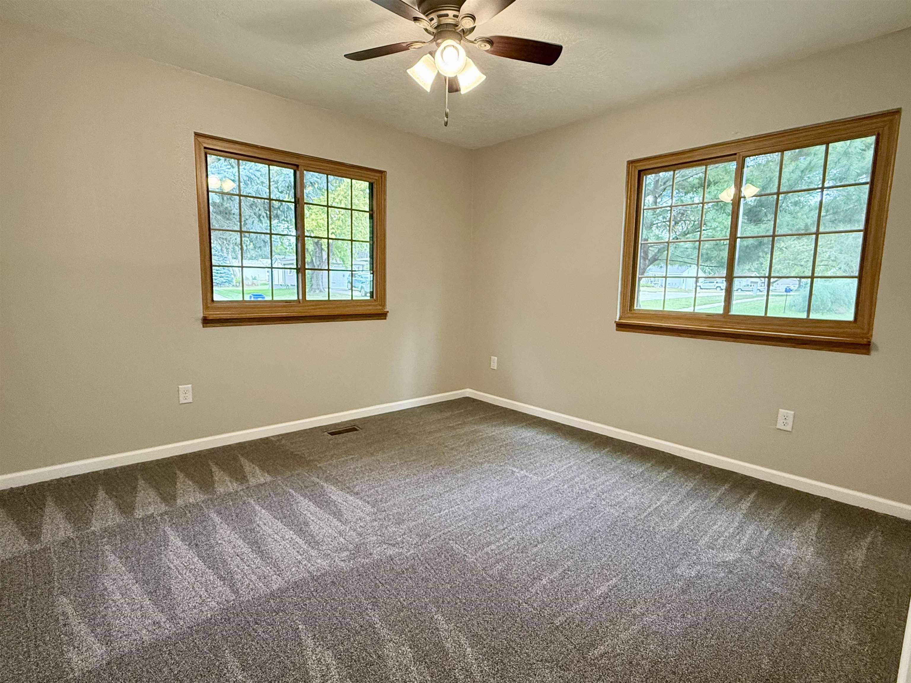 MLS #251147
