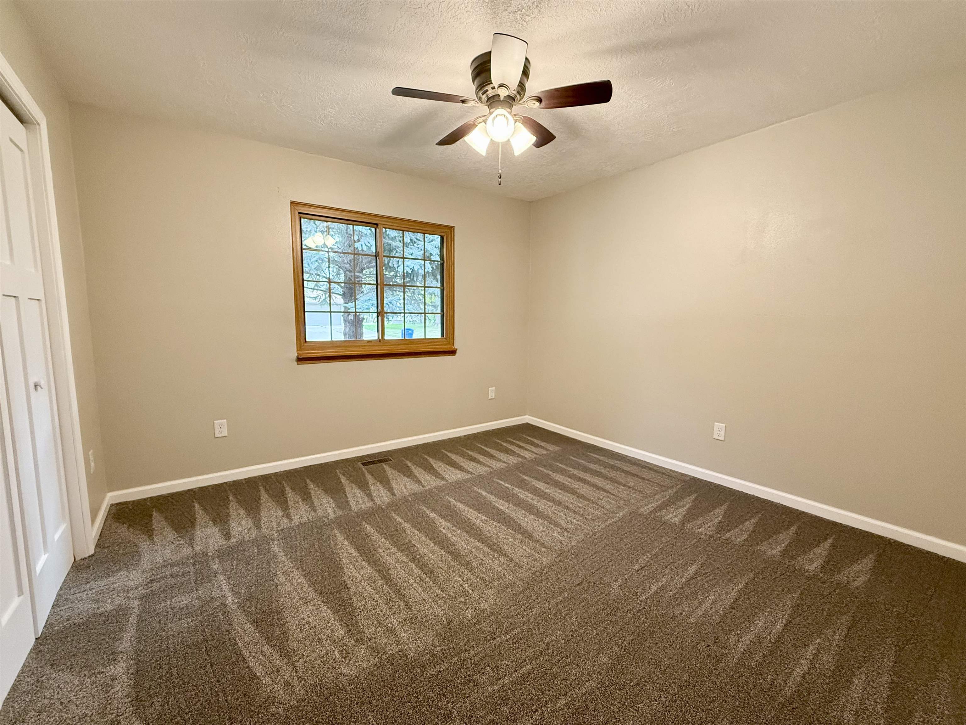 MLS #251147