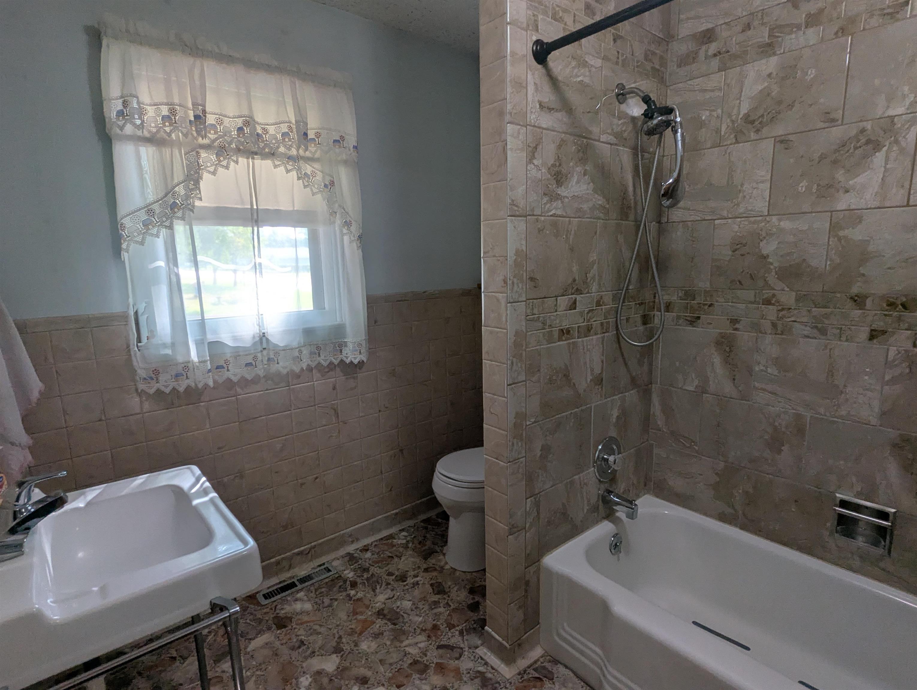 MLS #251158