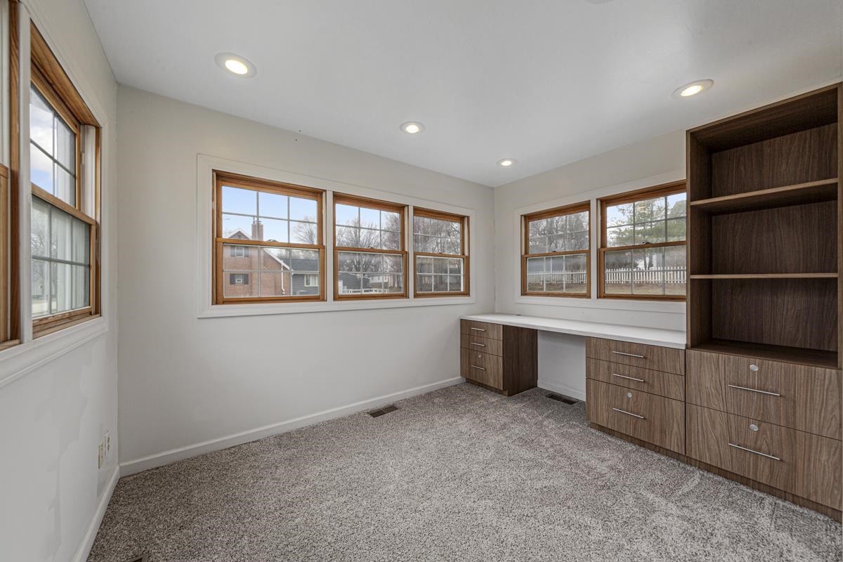 MLS #251161