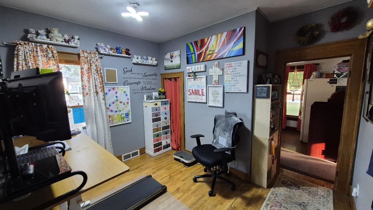 MLS #251176