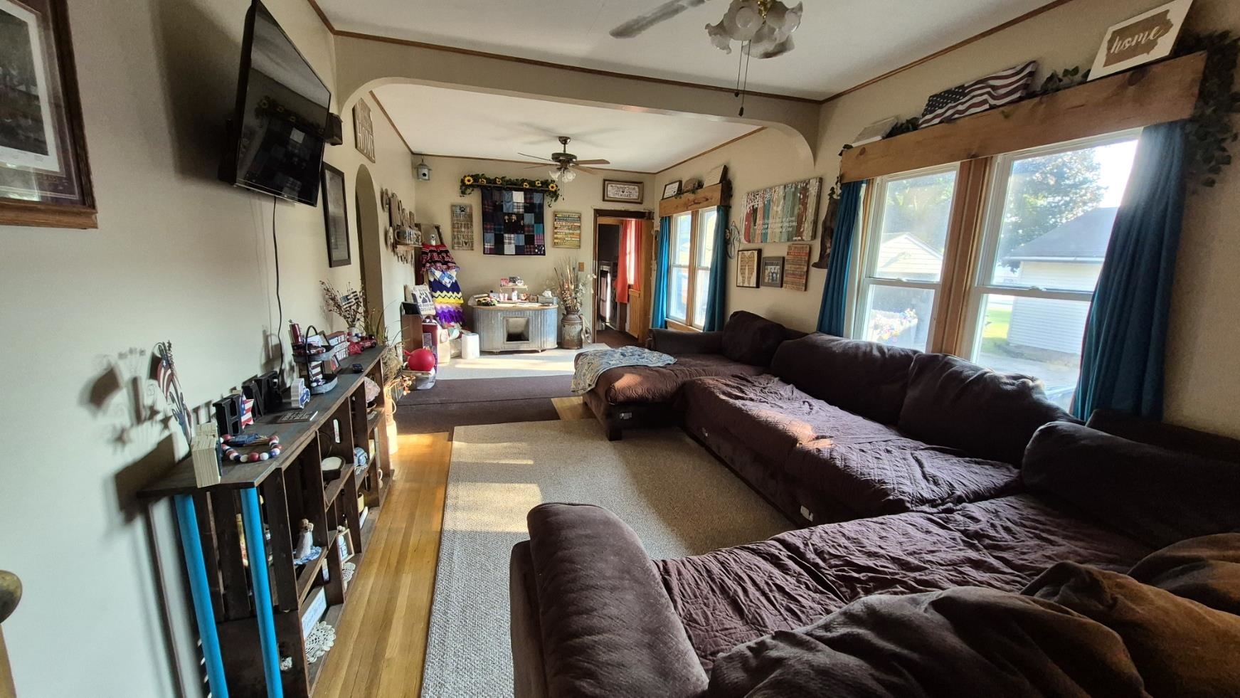 MLS #251176