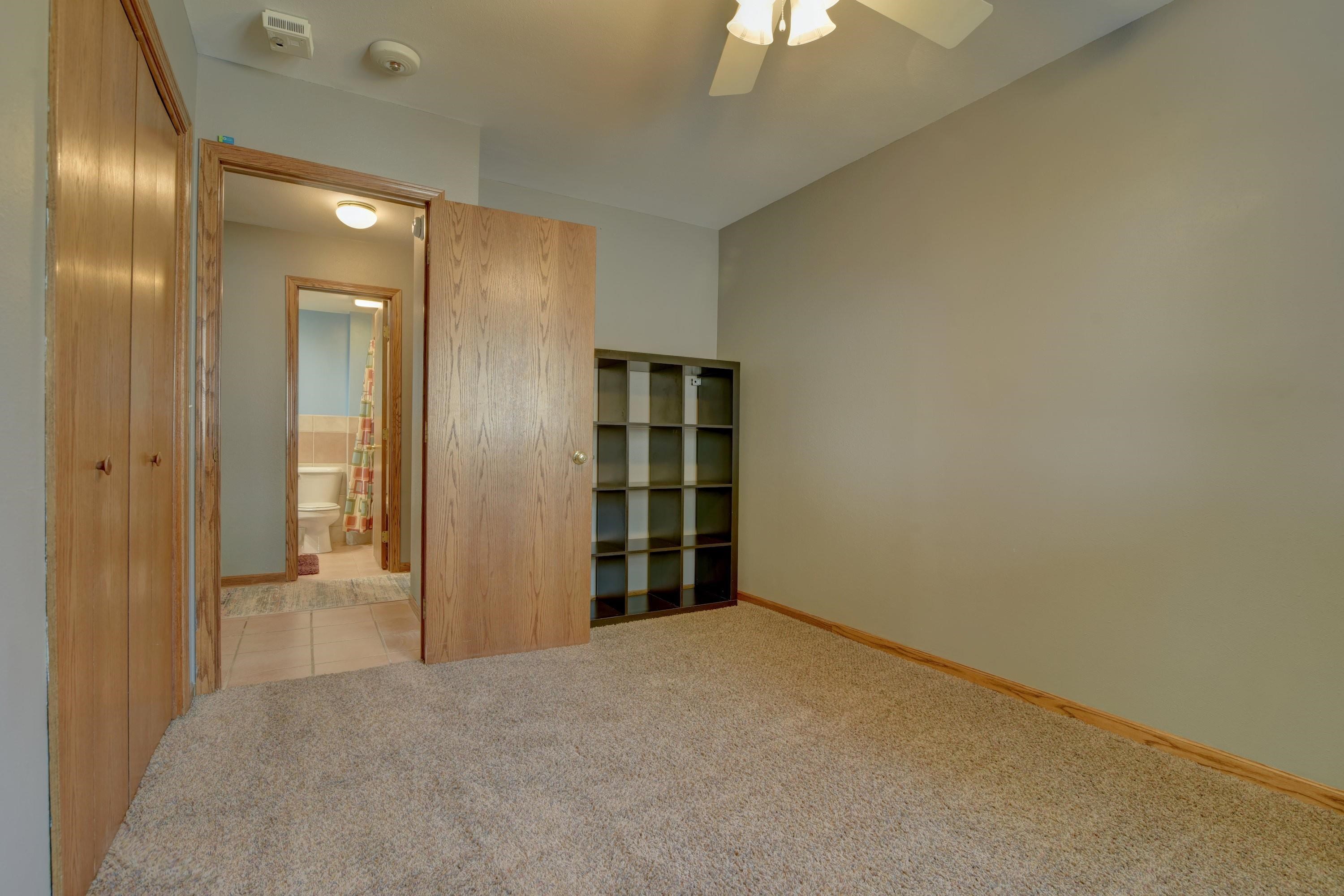 MLS #251180