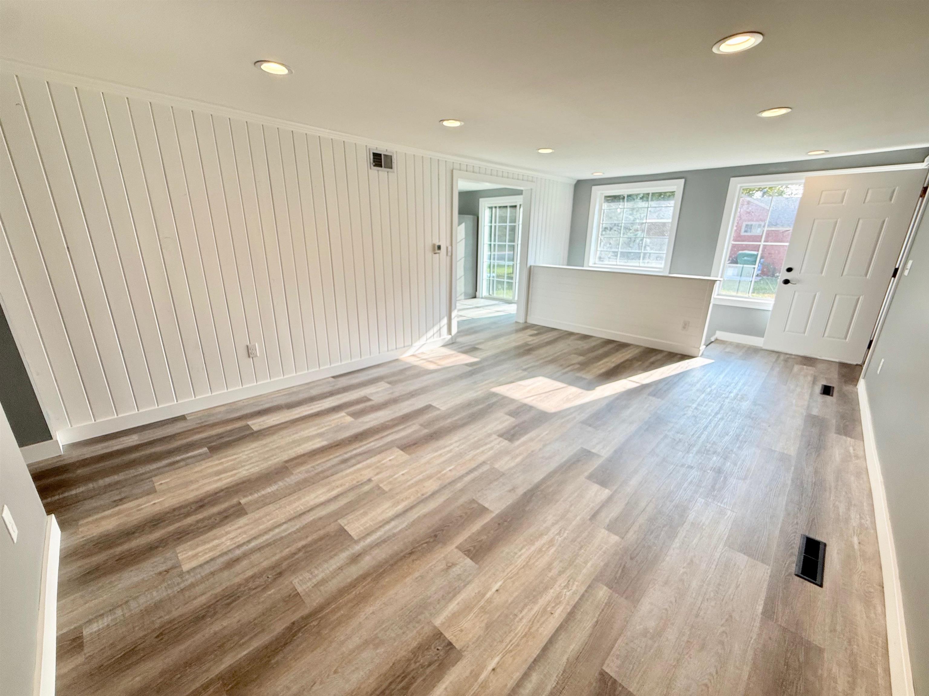 MLS #251183