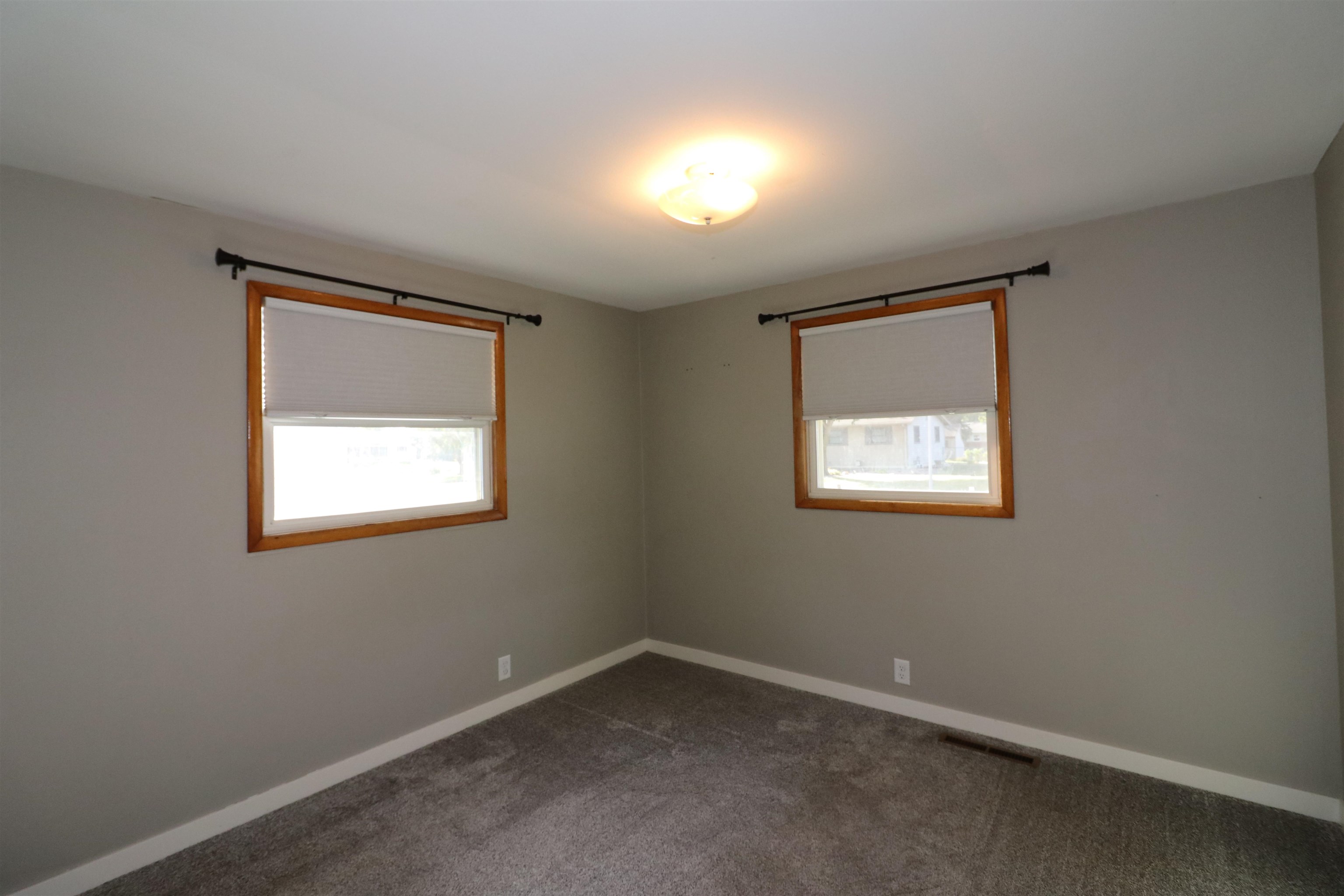 MLS #251194