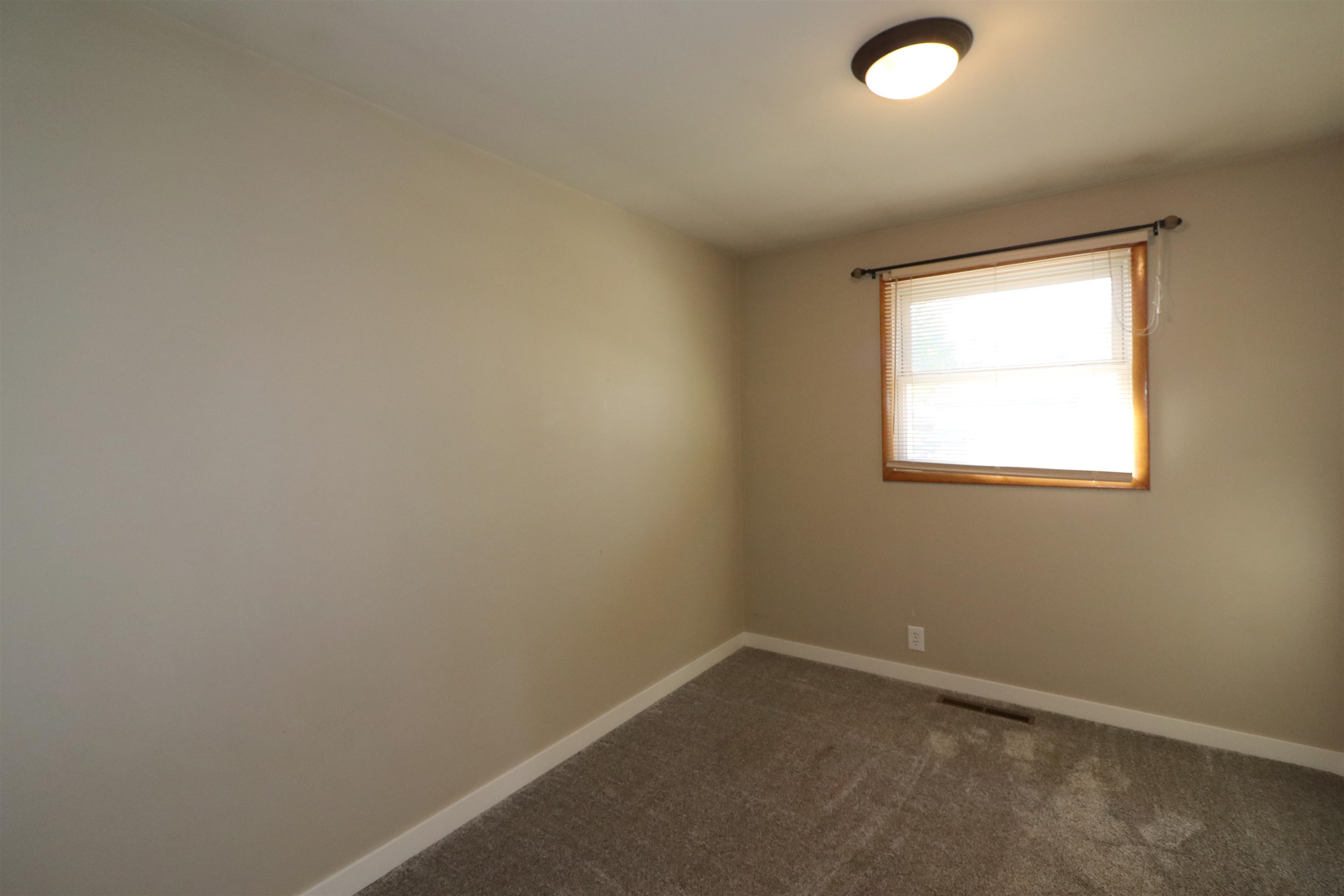 MLS #251194