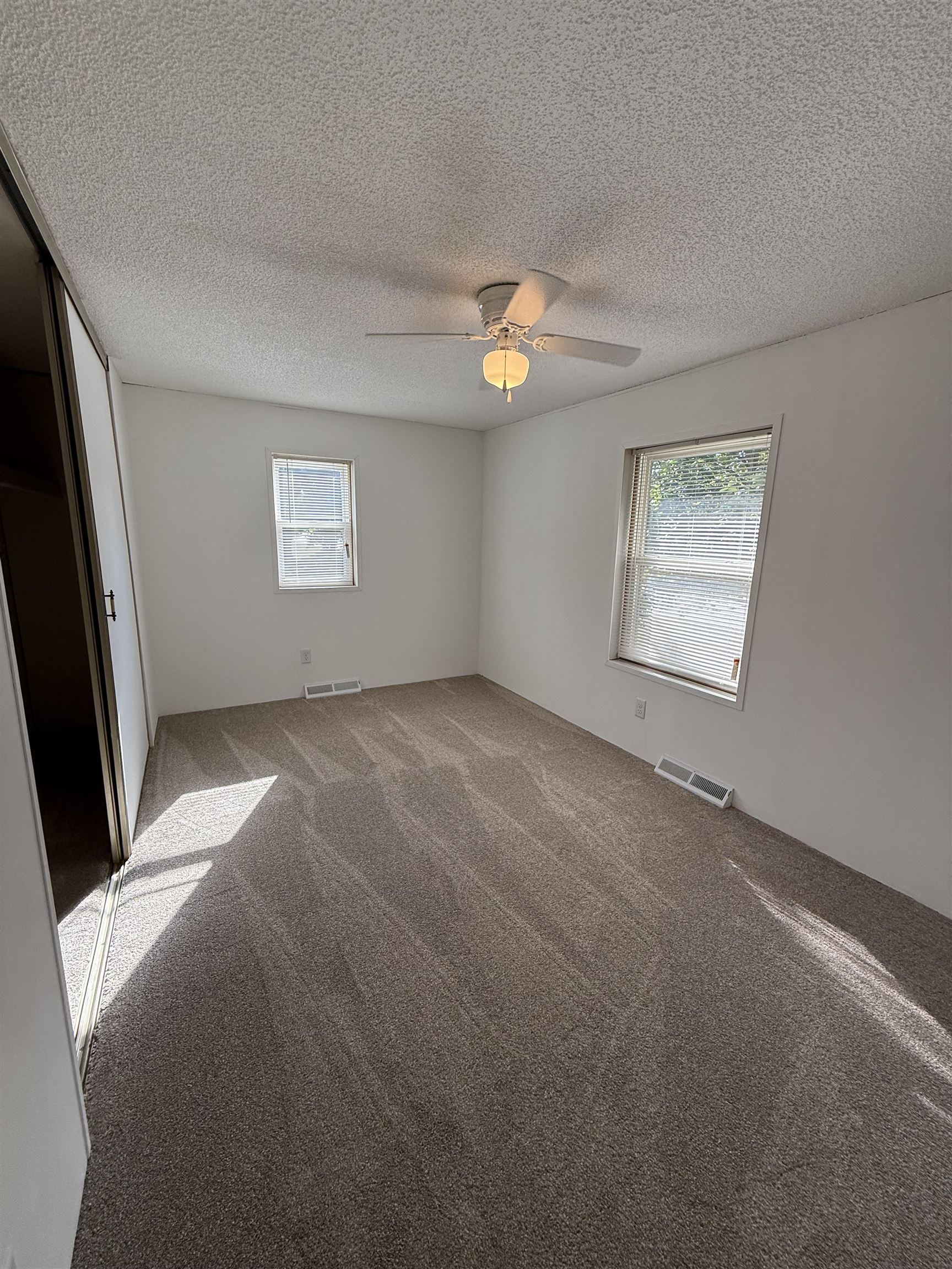 MLS #251195