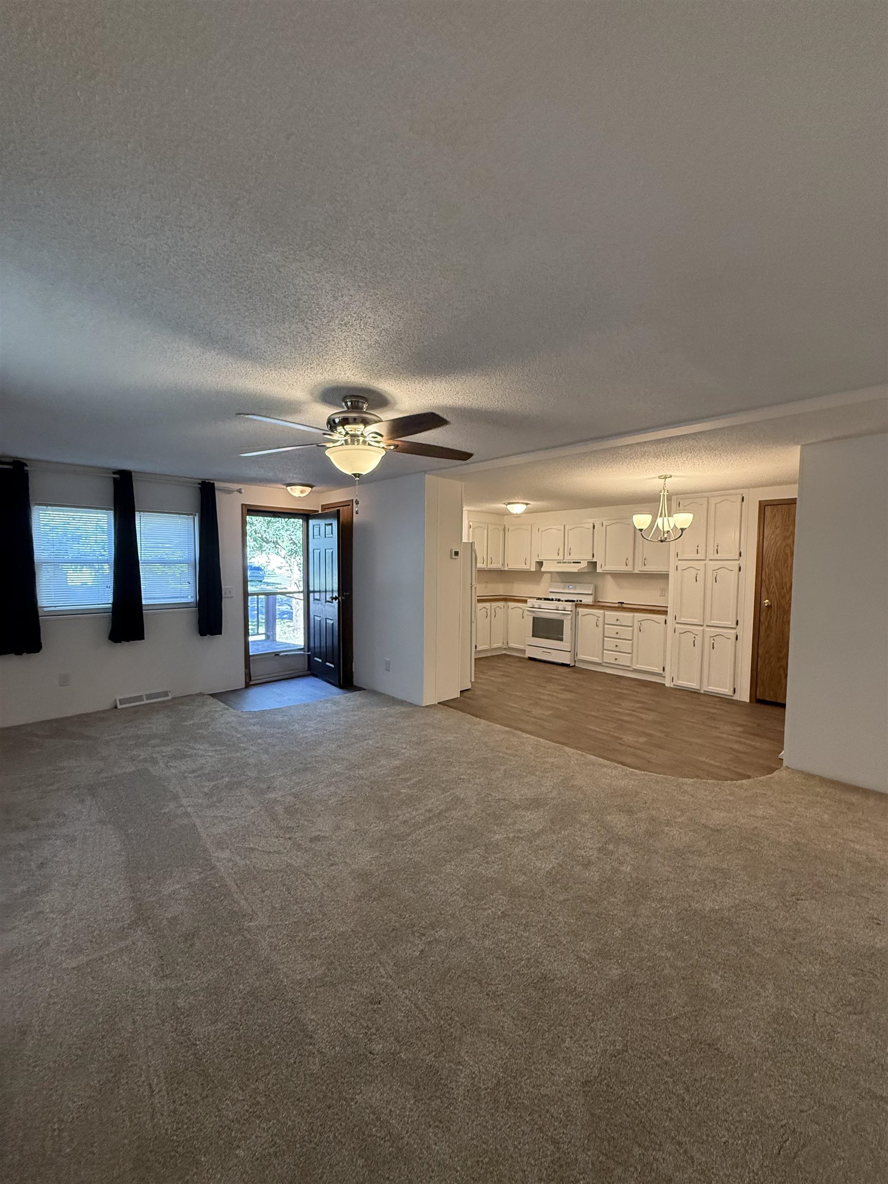MLS #251195