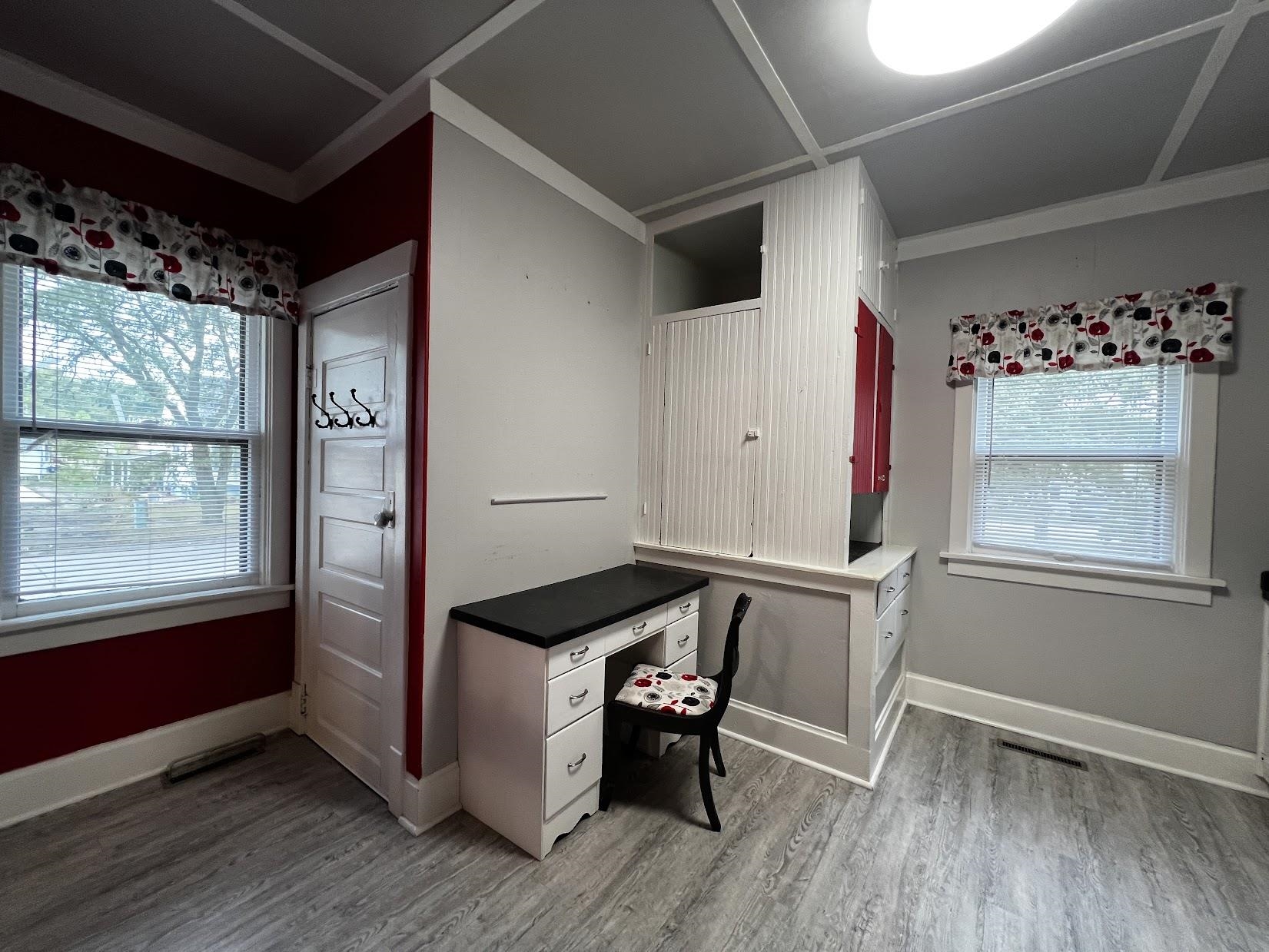 MLS #251196