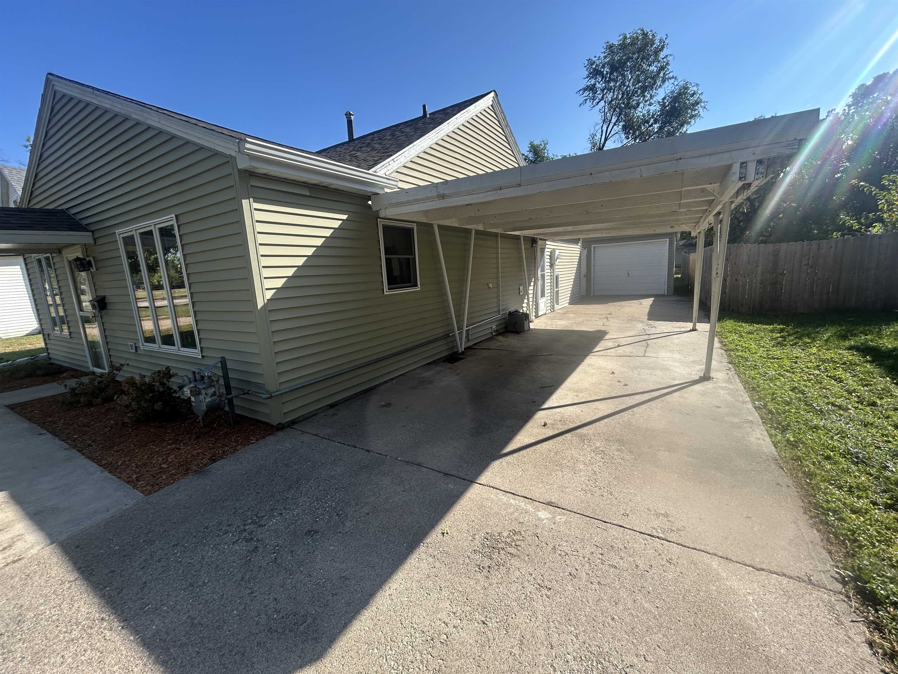 MLS #251203