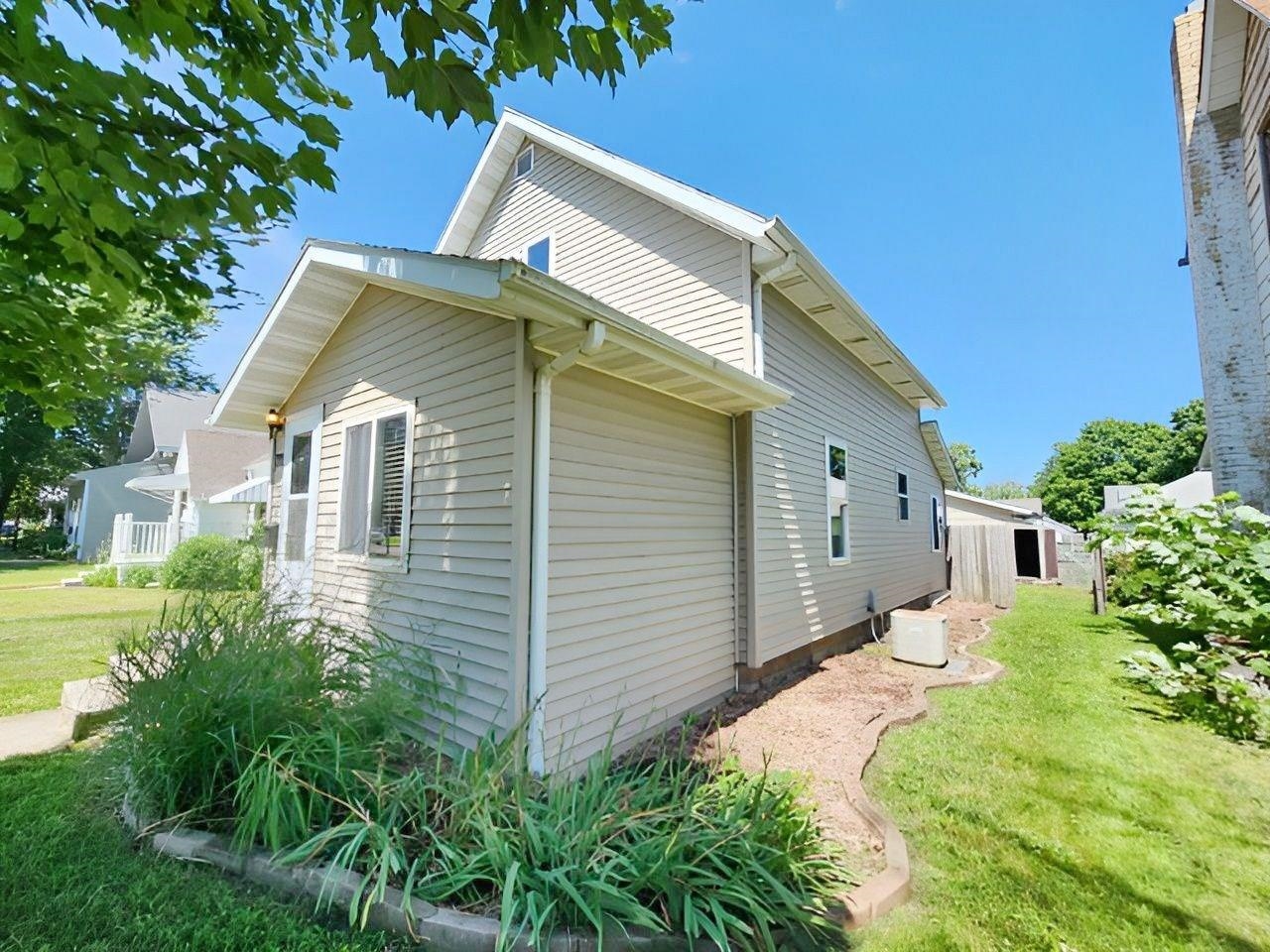 MLS #251209