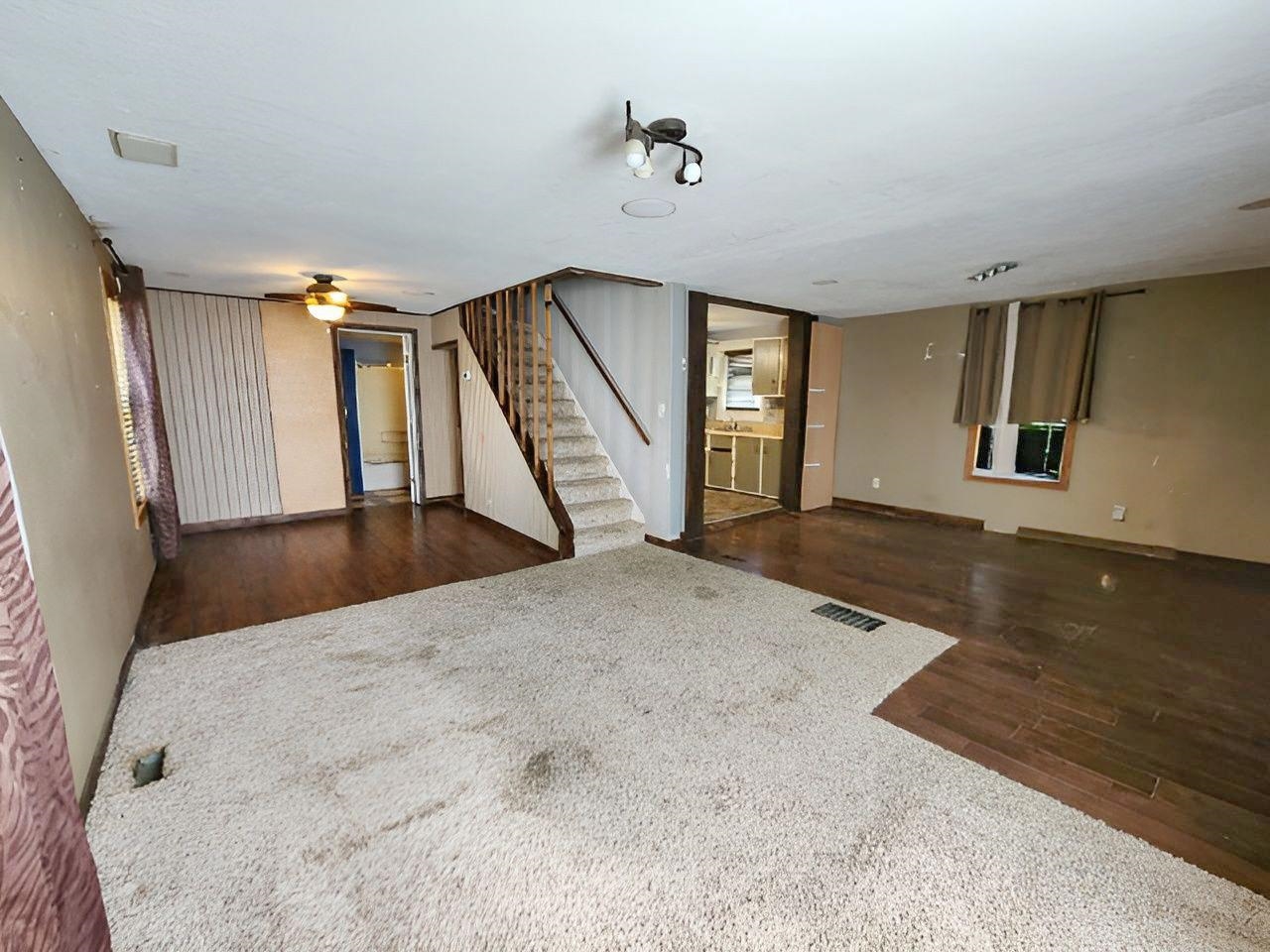 MLS #251209
