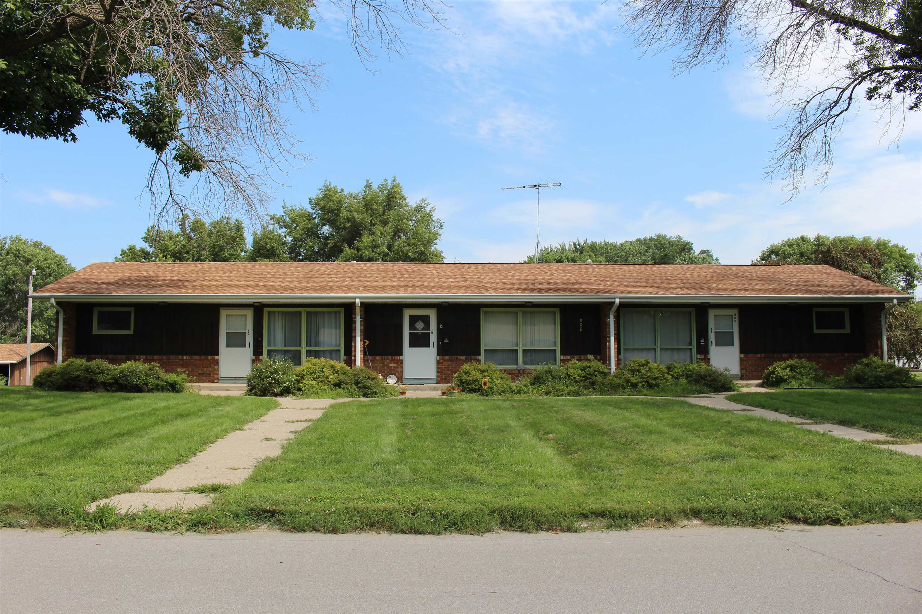 800 Valley View Drive, Ida Grove, IA 51445 