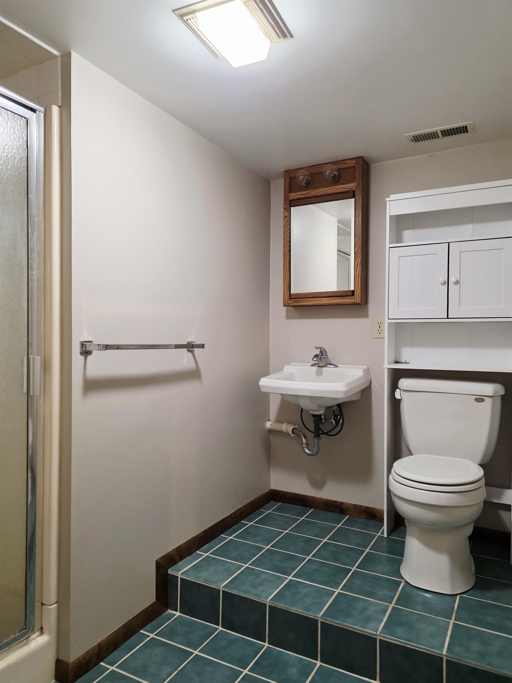 MLS #251216