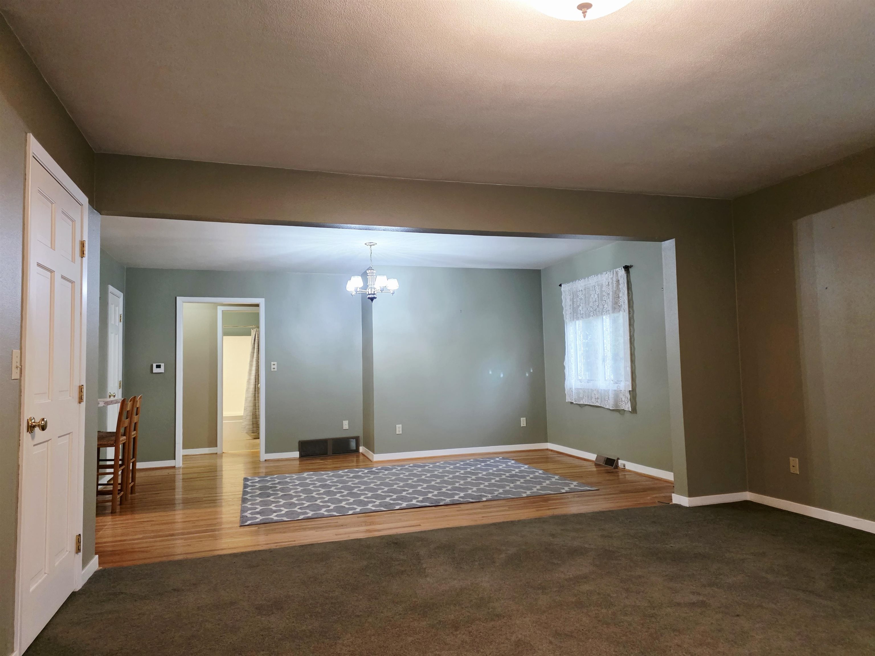 MLS #251216