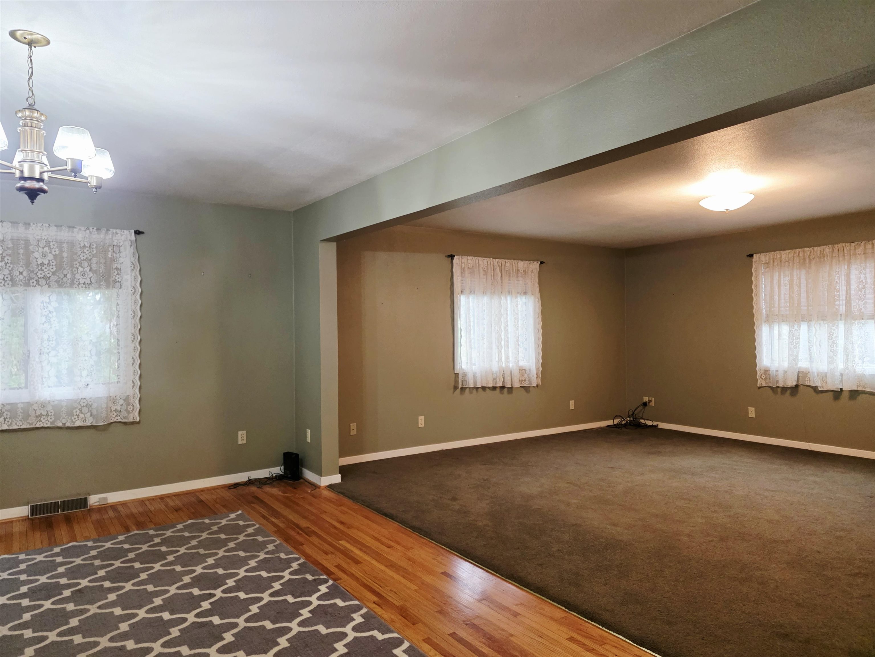 MLS #251216