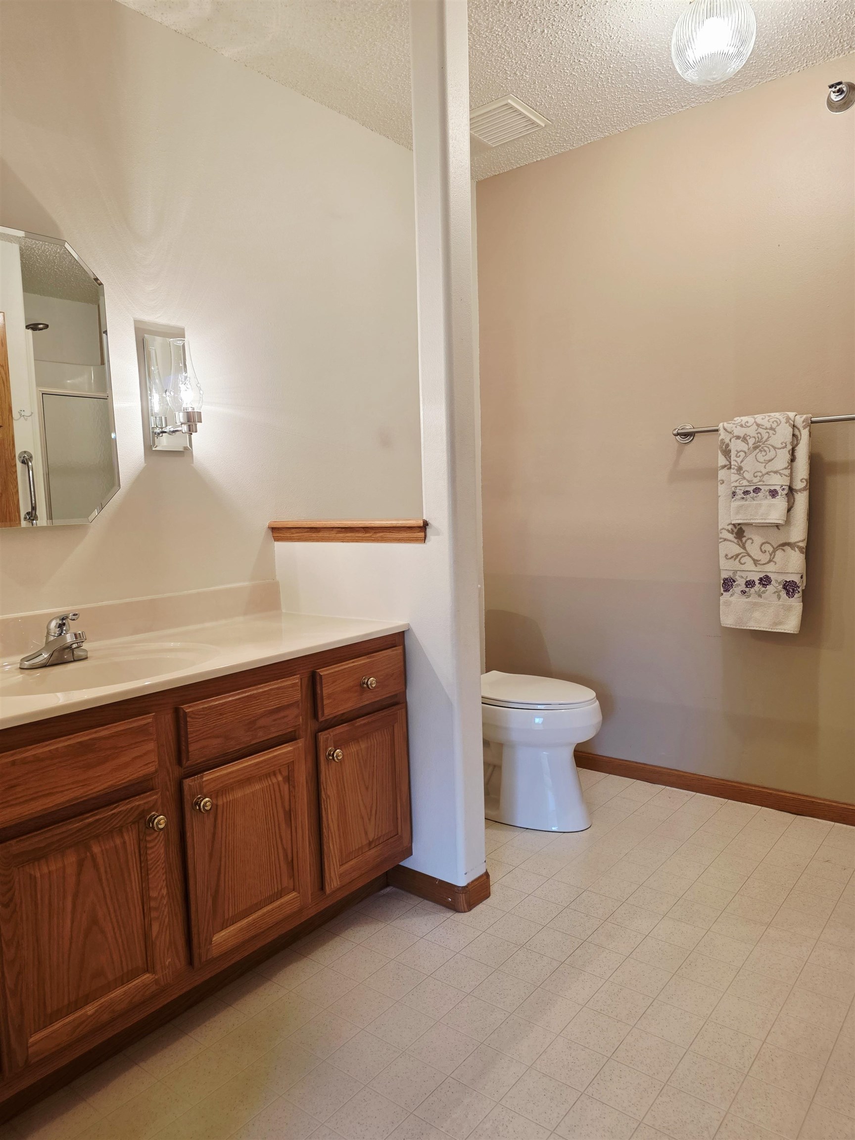 MLS #251219