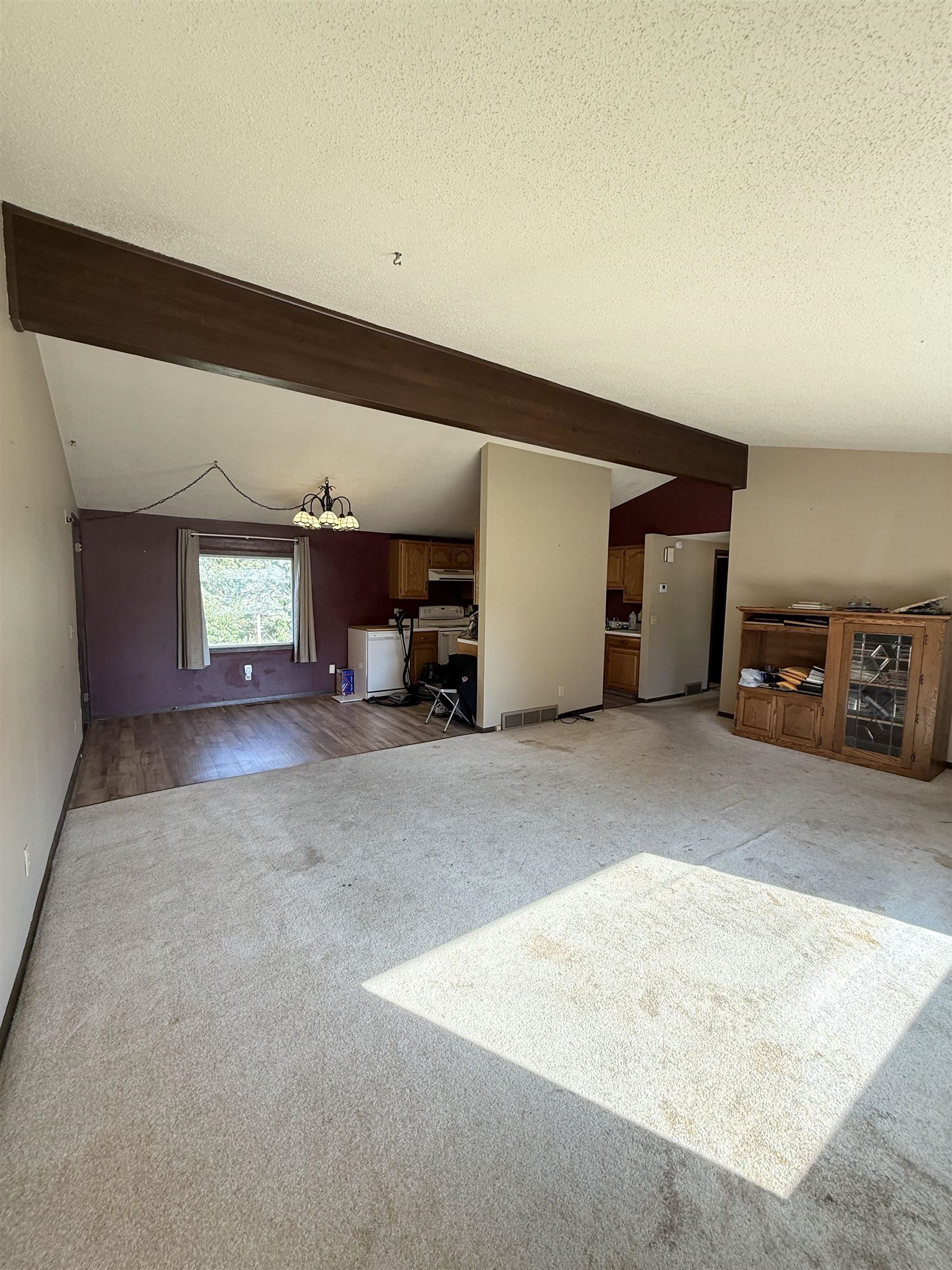 MLS #251227