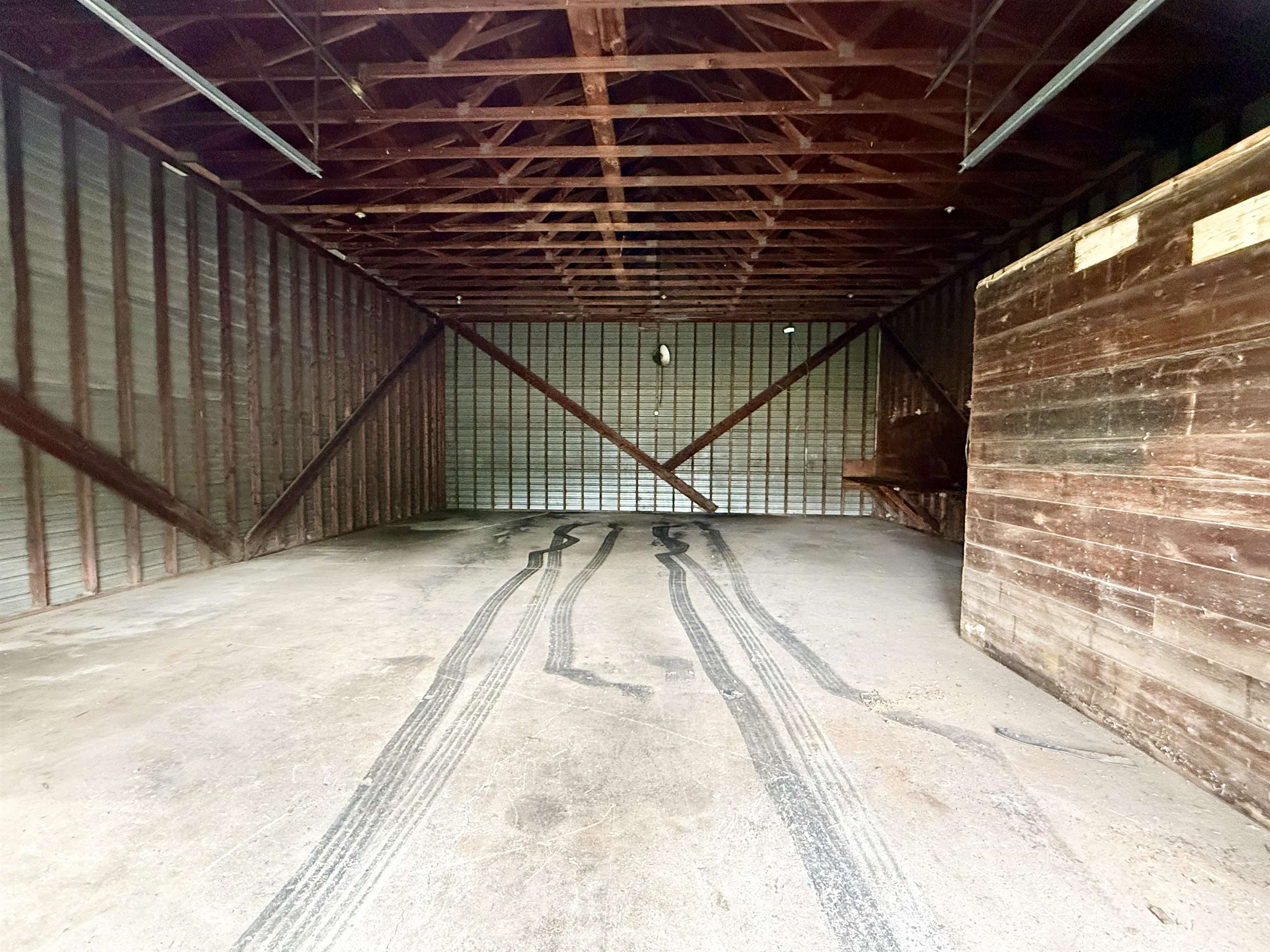 MLS #251233
