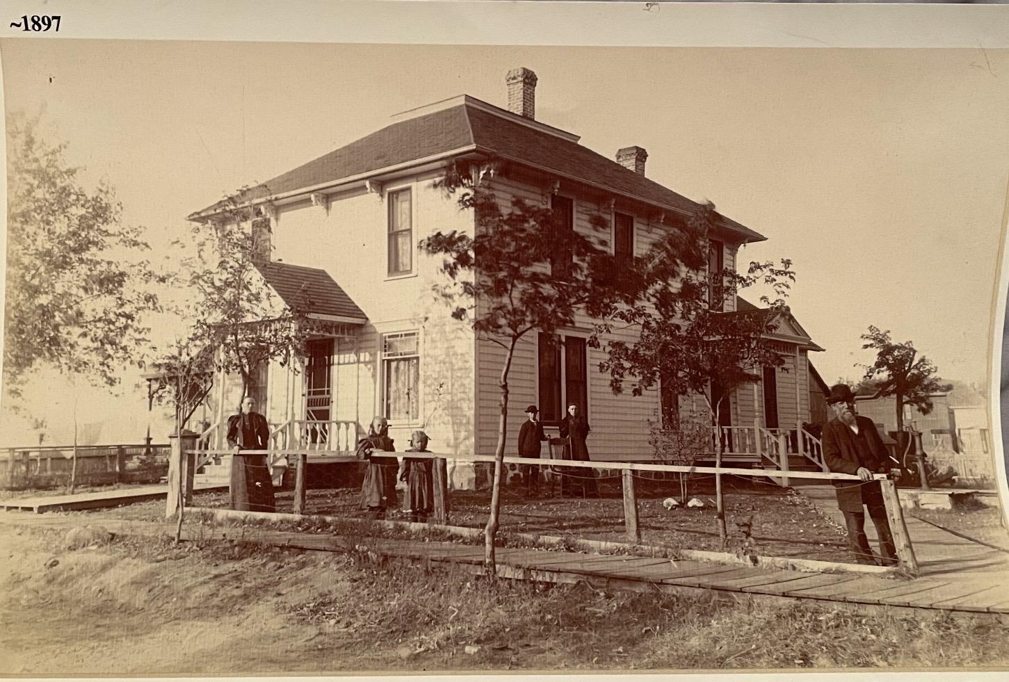 MLS #251246
