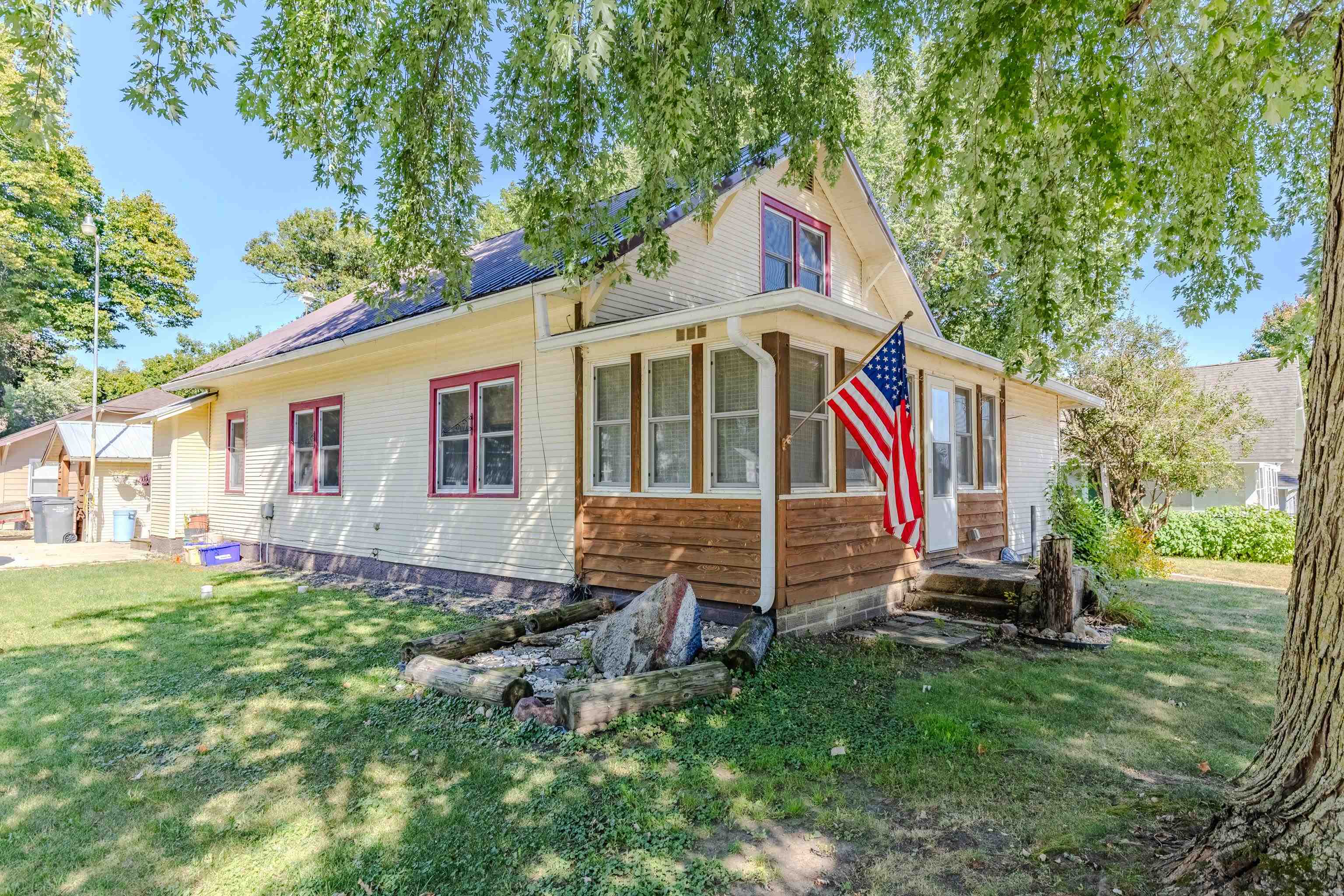 MLS #251255
