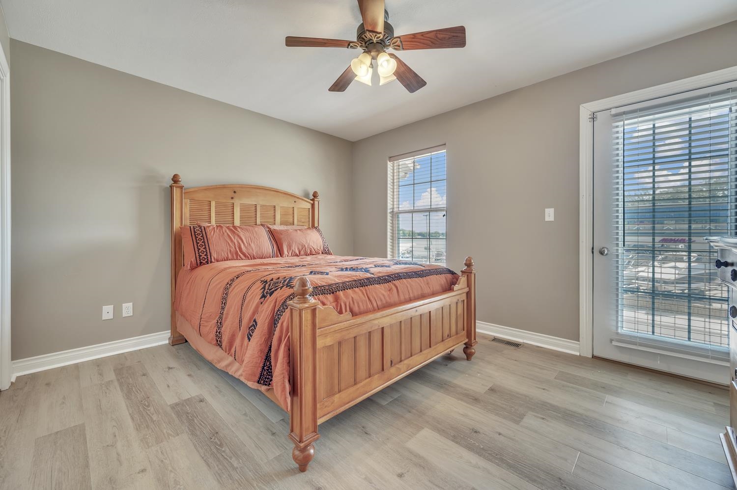 MLS #251258
